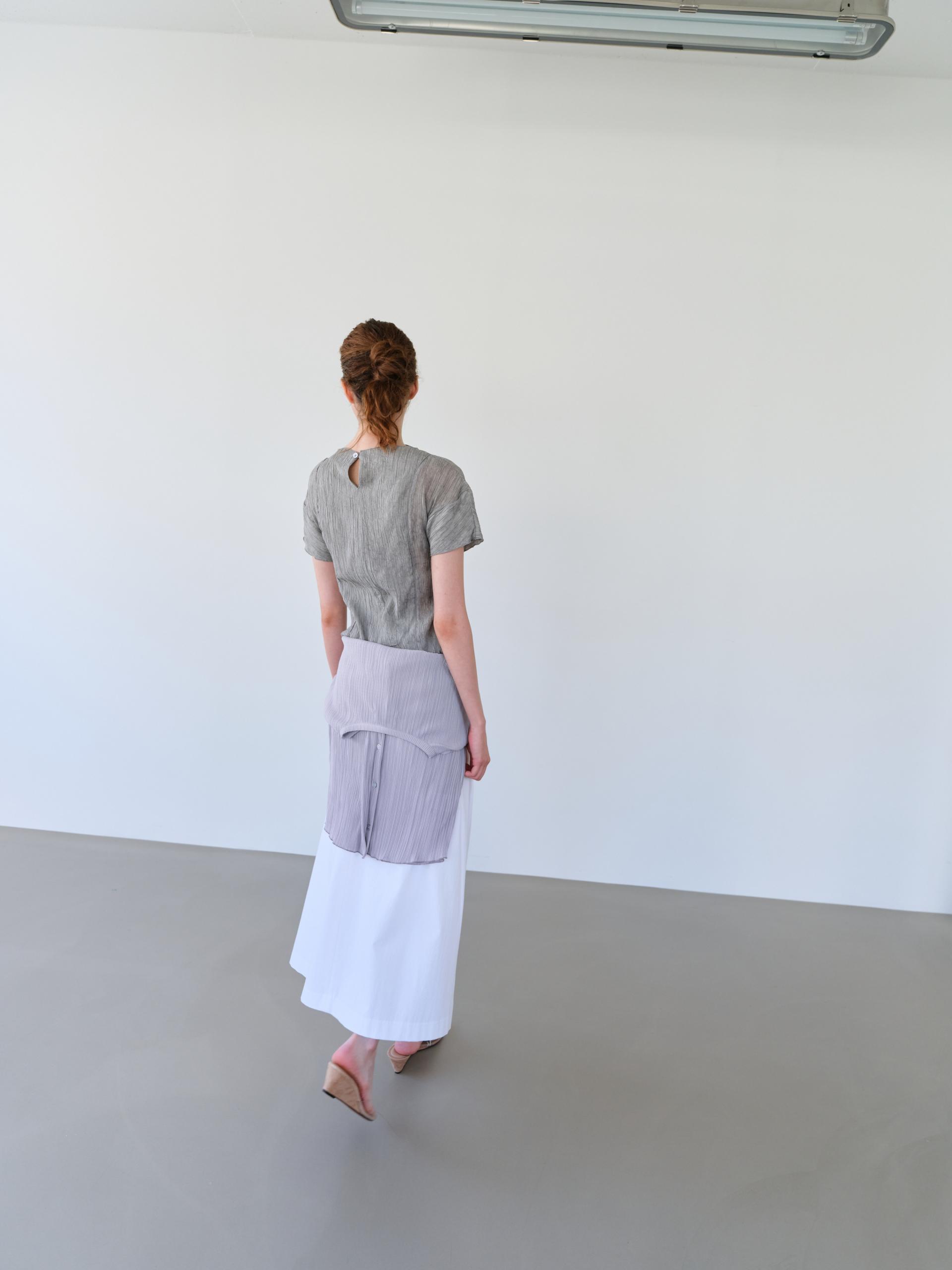 [4차 재입고 7/10 순차배송] pleats seam half blouse (grey)