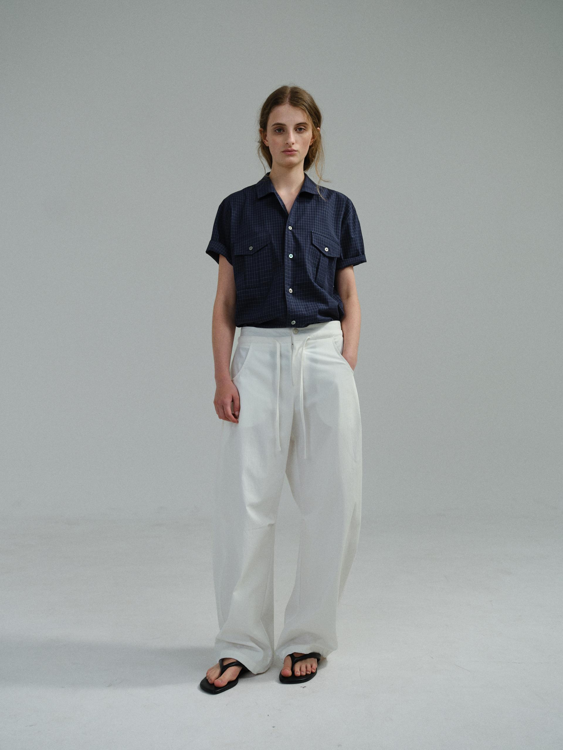 arc tuck pants (ivory)
