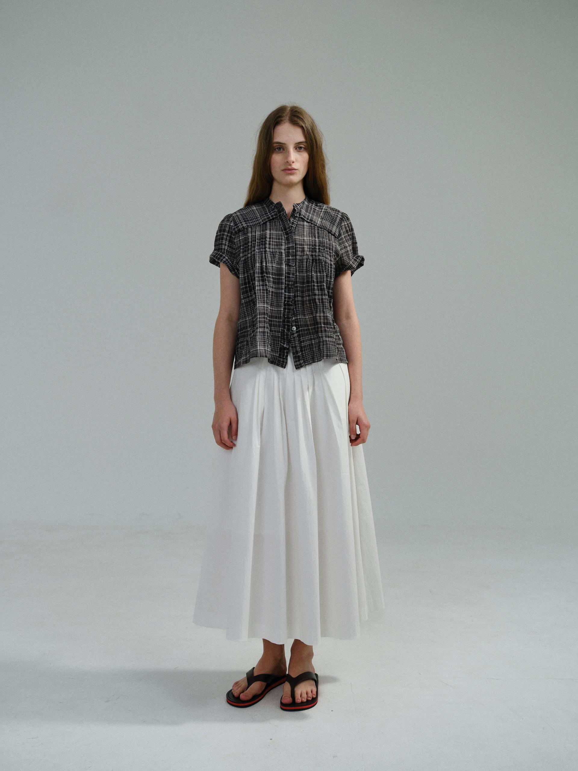 frill pintuck blouse (black check) 1