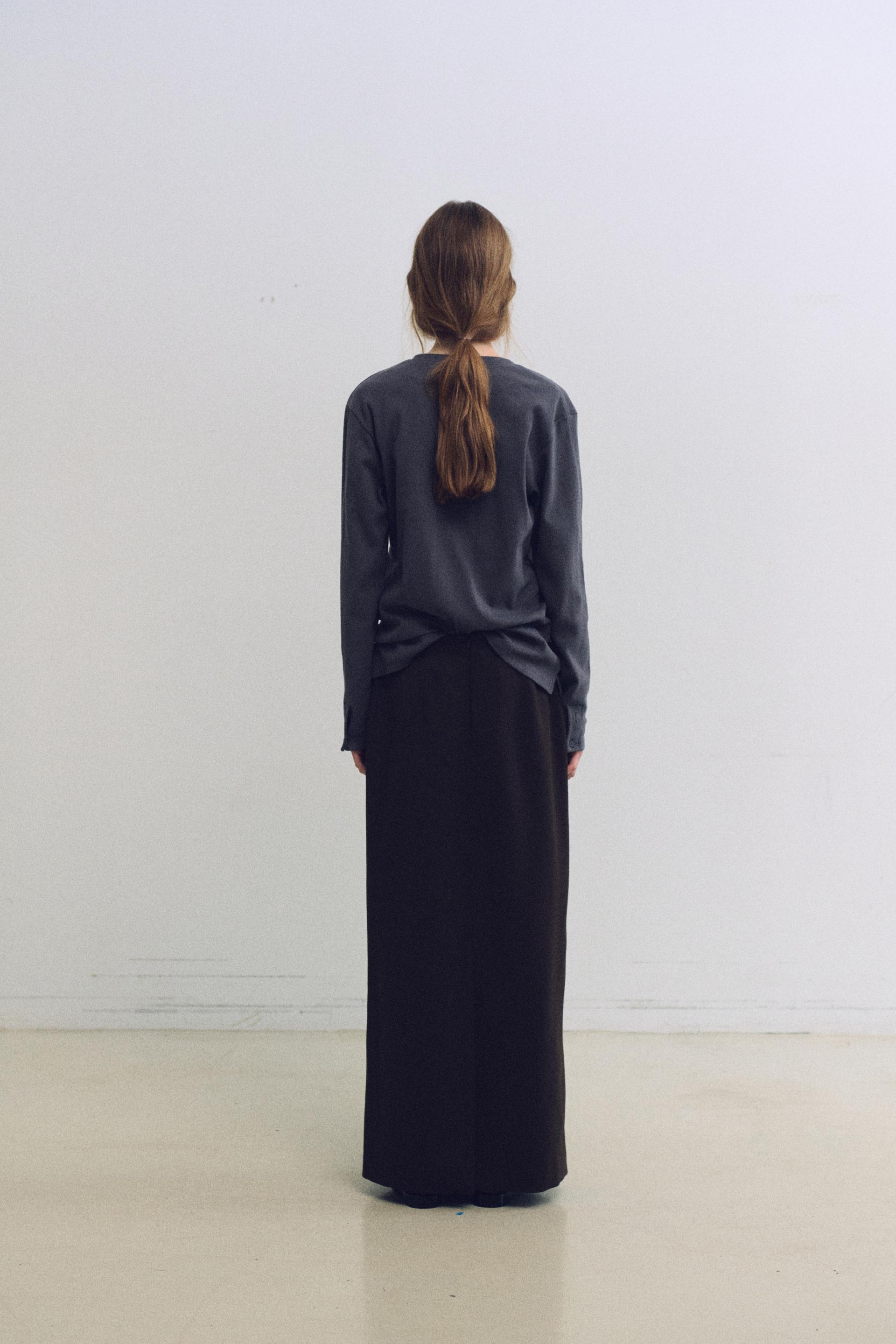 tuck maxi wool skirt (charcoal)