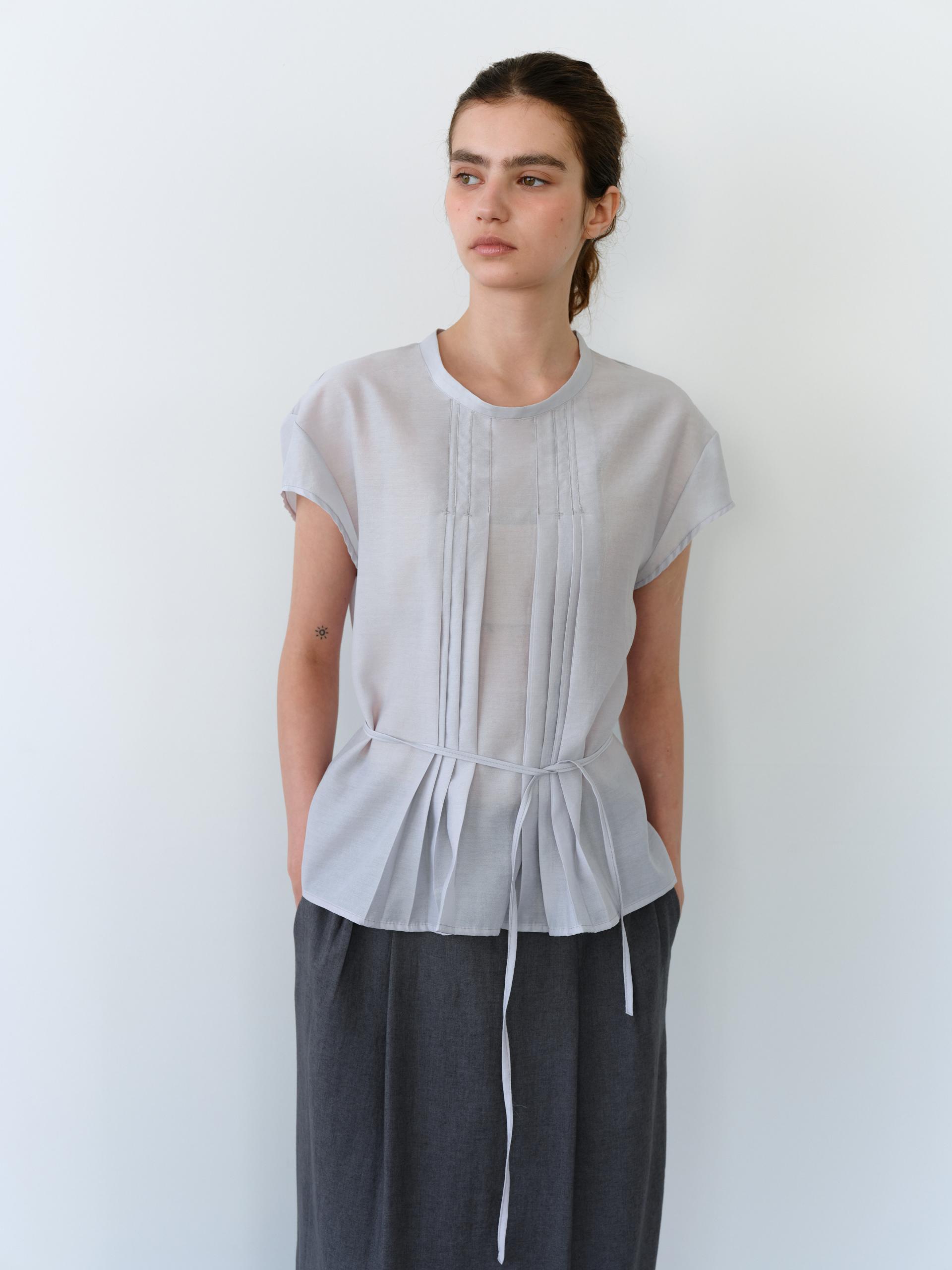 [4차 재입고] veil pleats blouse (mist)