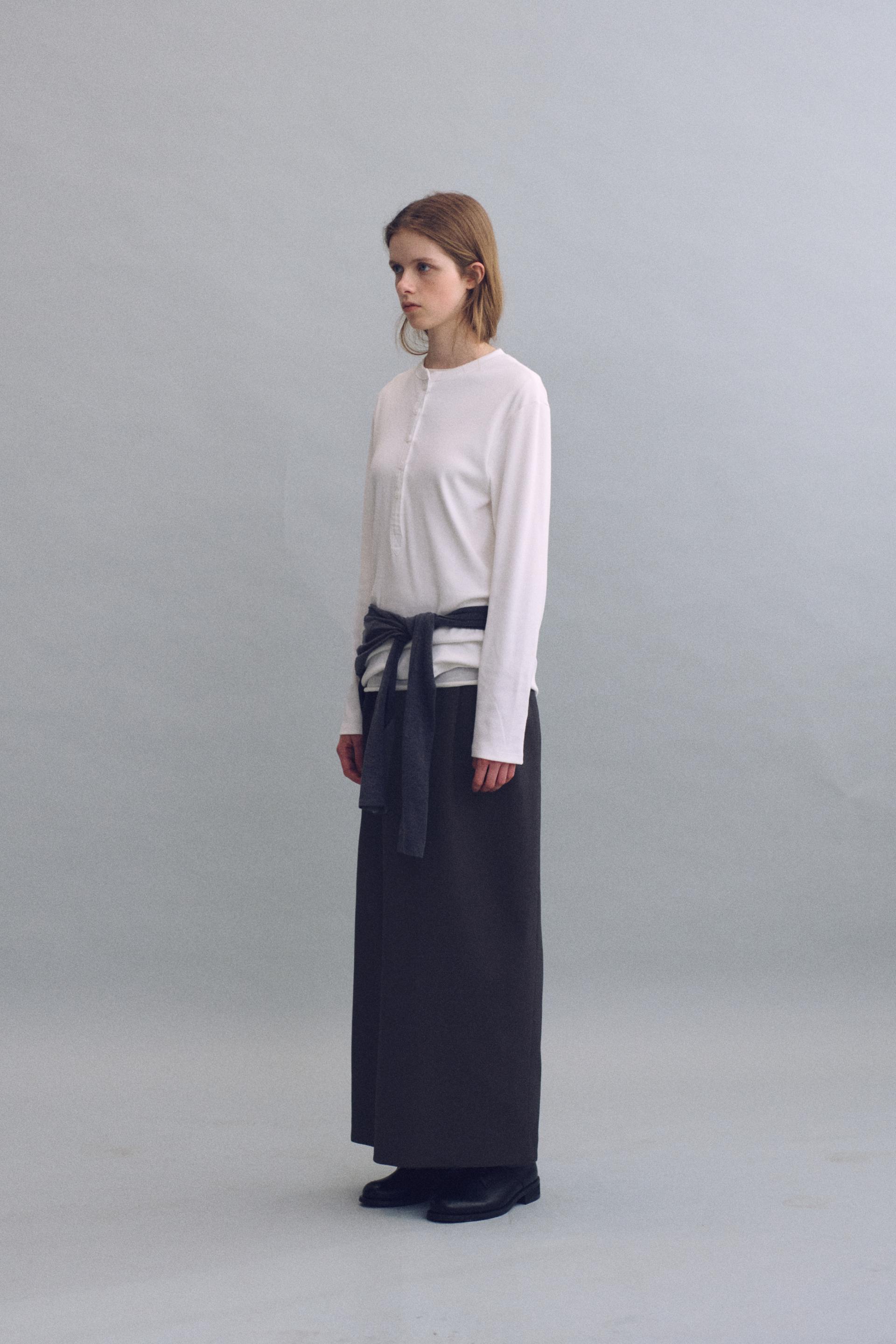 tuck maxi wool skirt (charcoal)