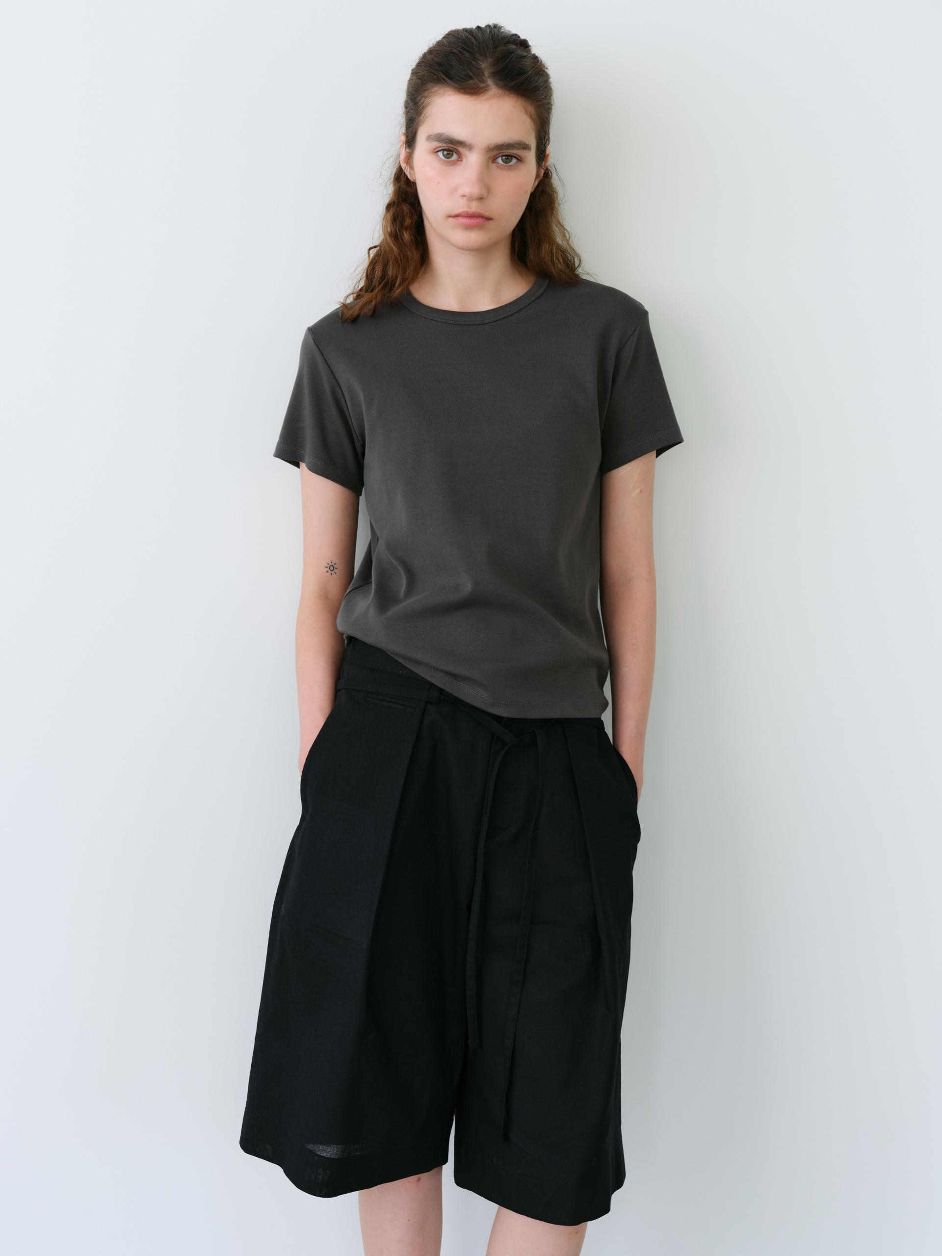 core t-shirt (charcoal)
