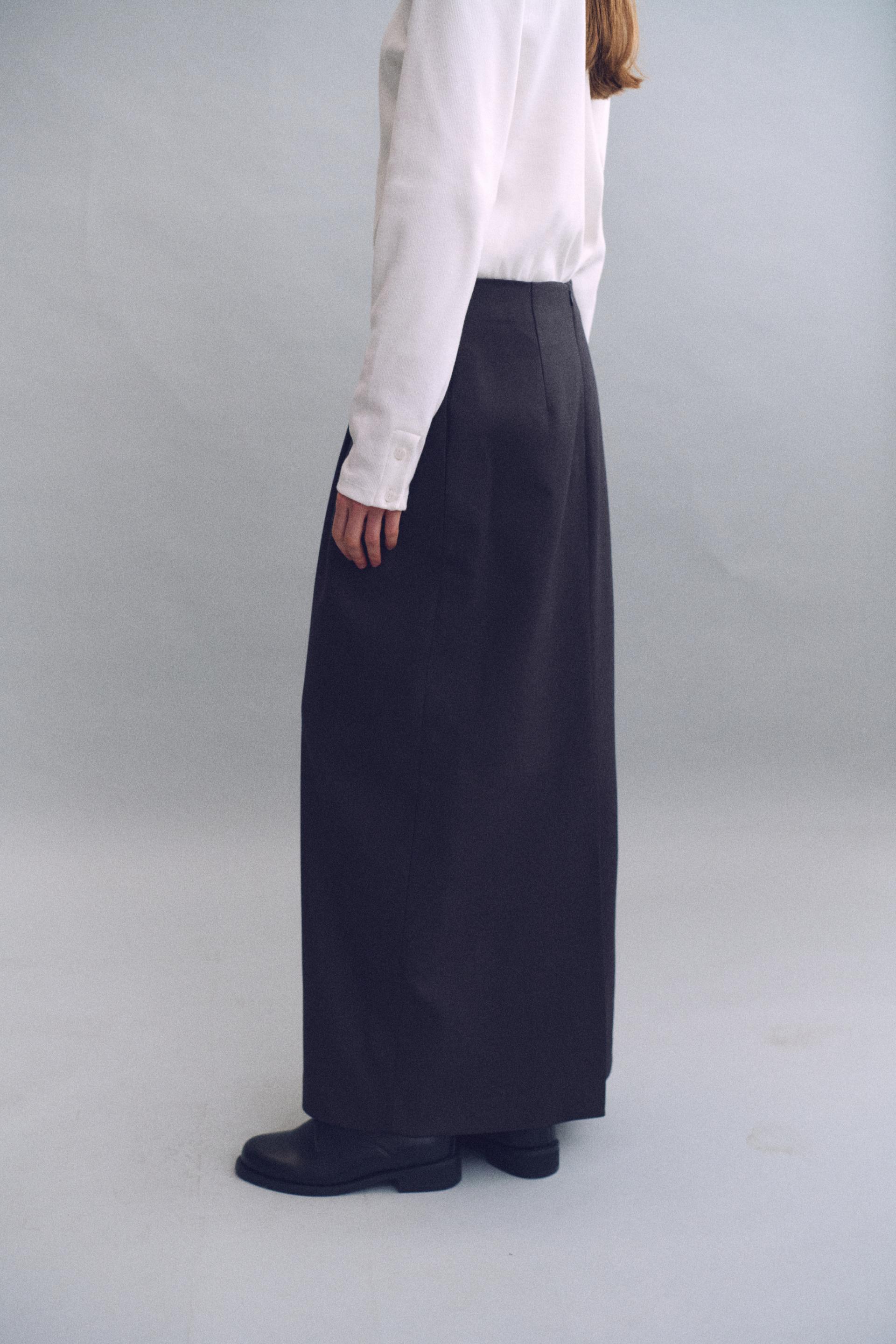 tuck maxi wool skirt (charcoal)
