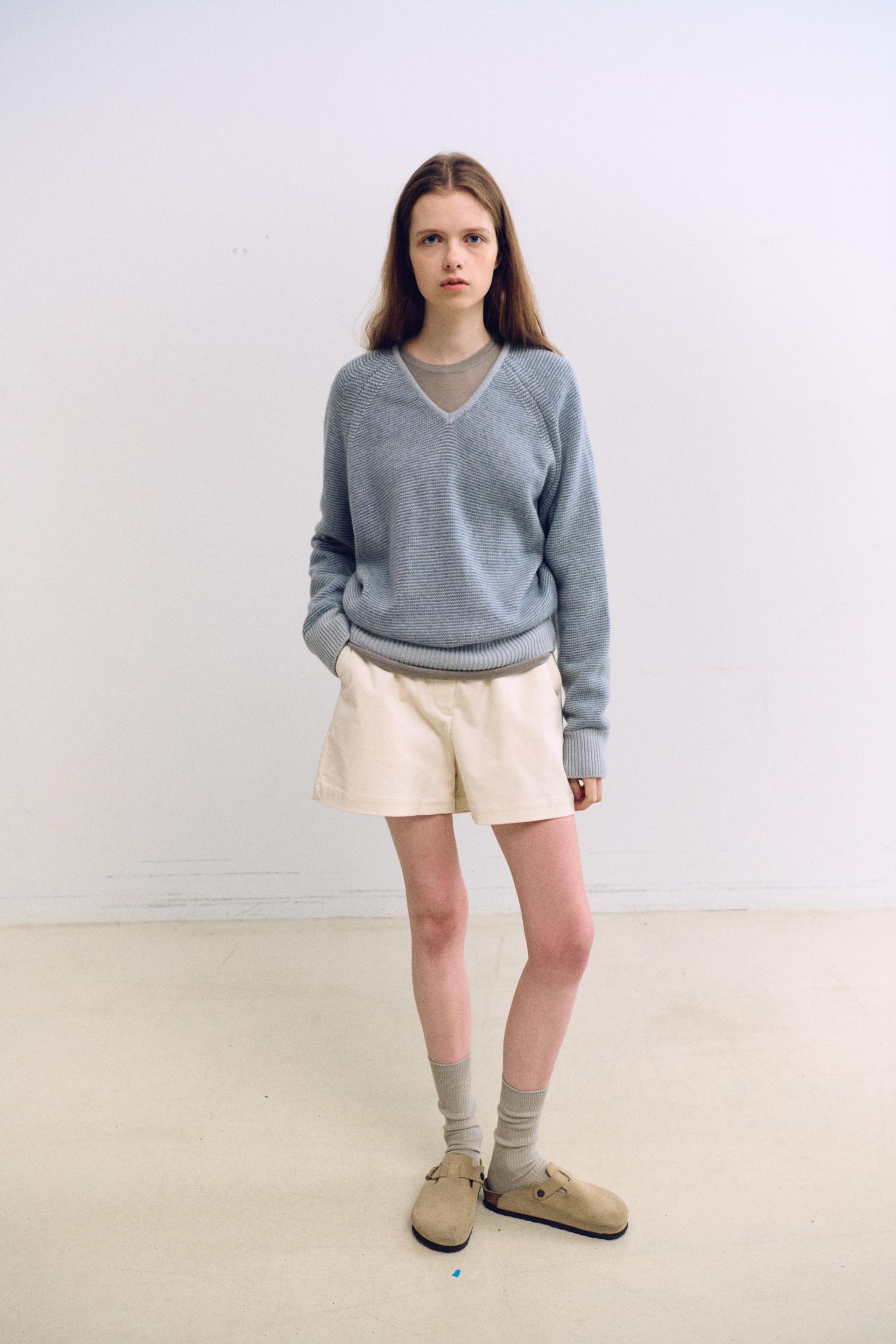 pipe v-neck knit (stripe sky blue)