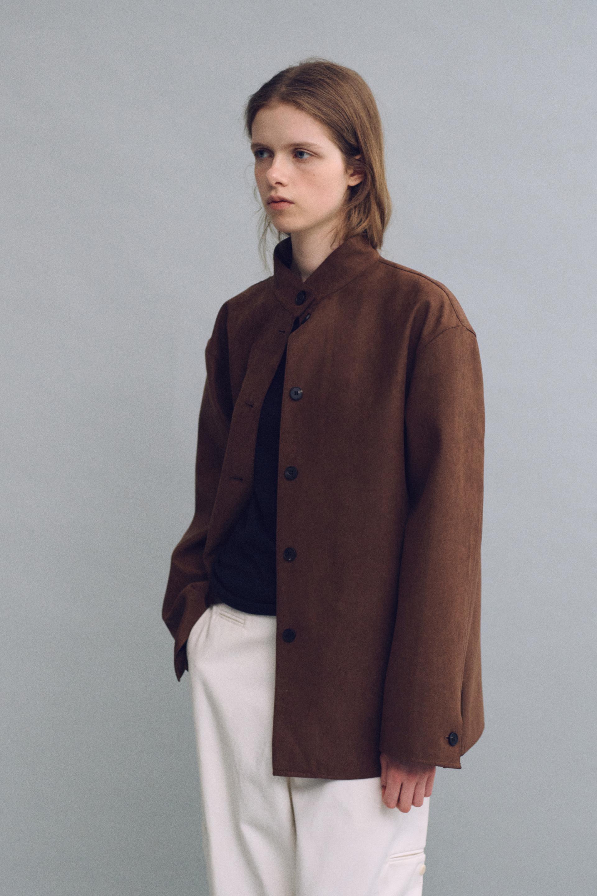 linear high neck jacket (suede brown)