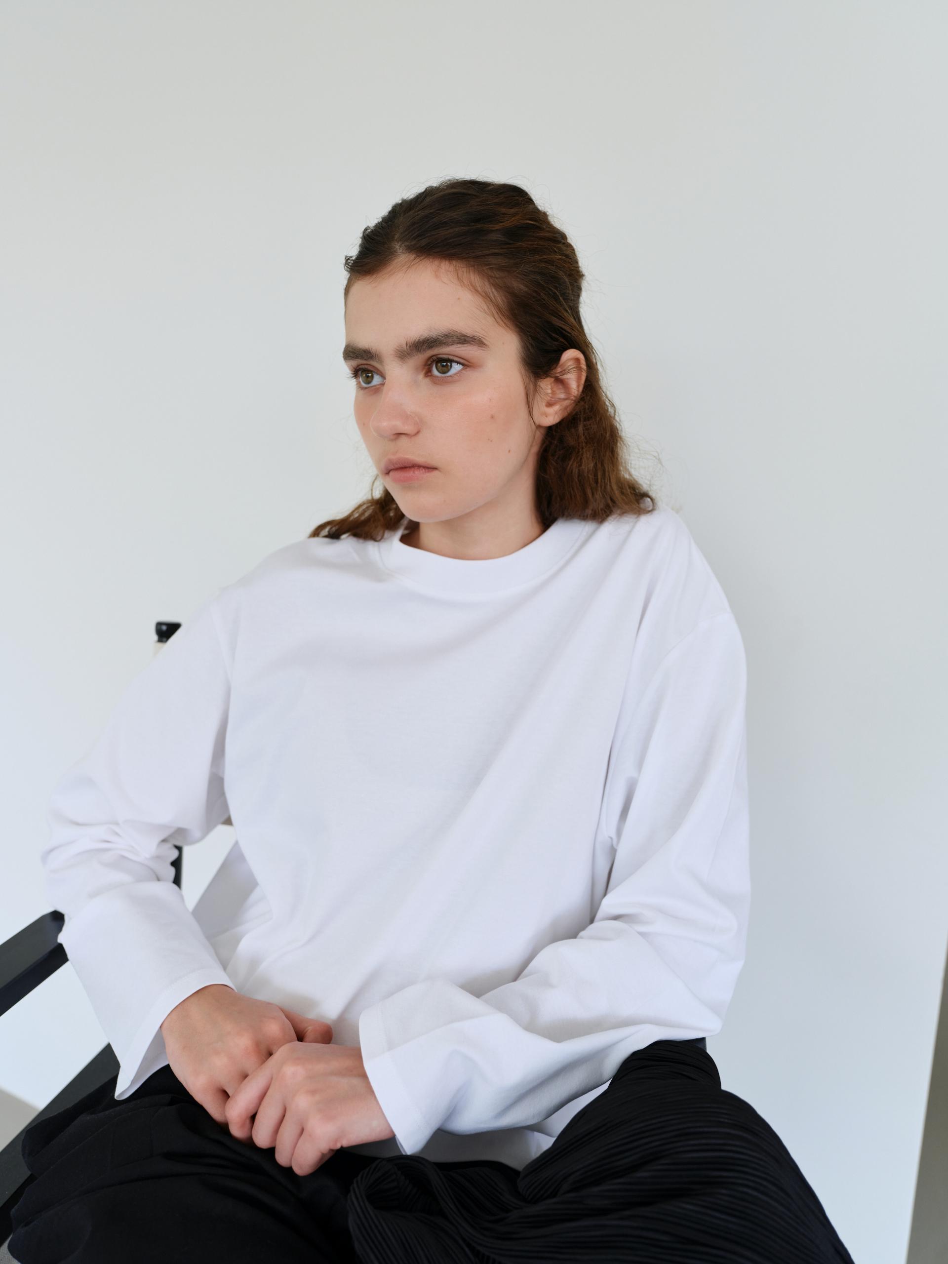 core long sleeve t-shirt (white)