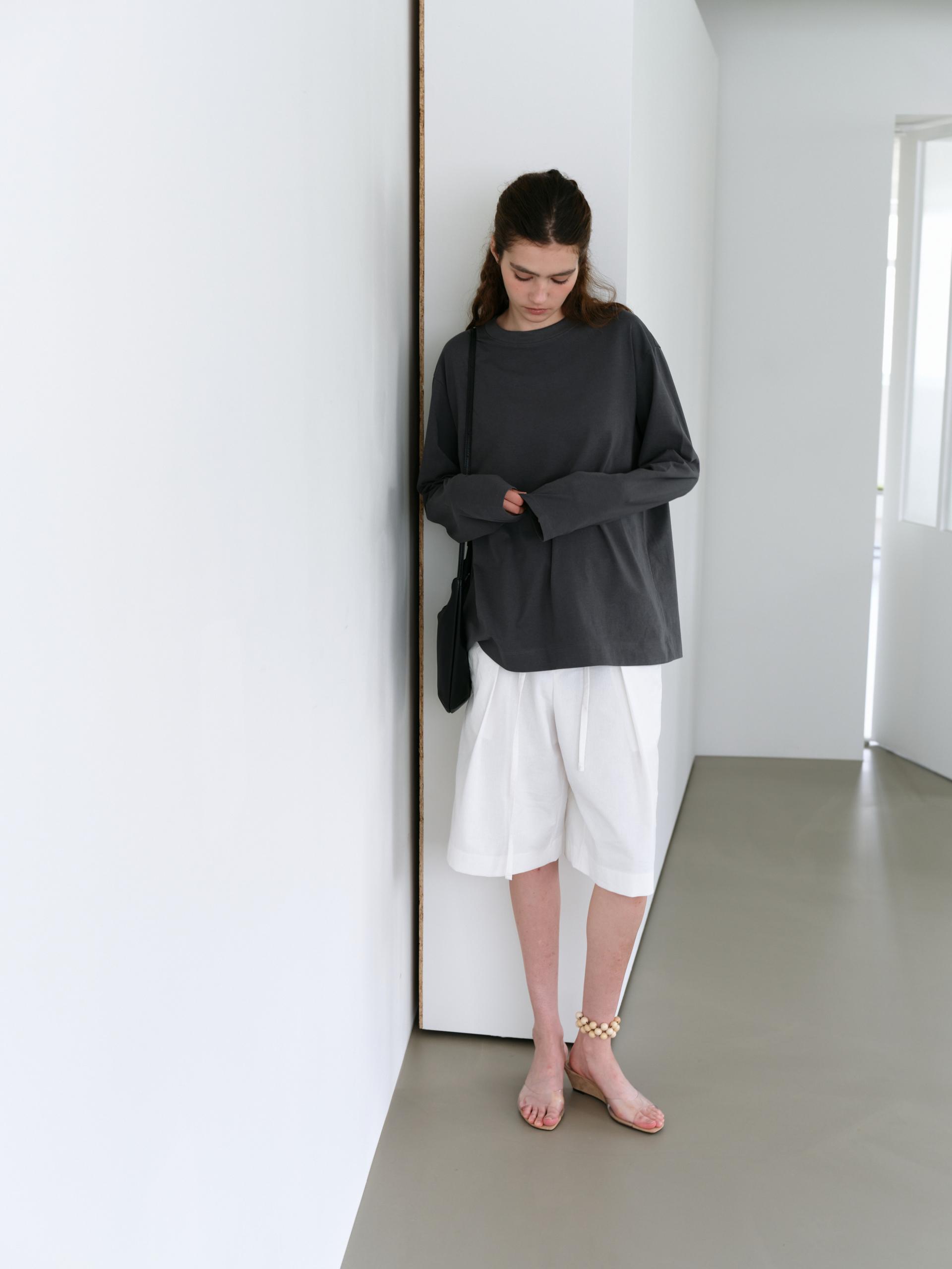 core long sleeve t-shirt (charcoal)