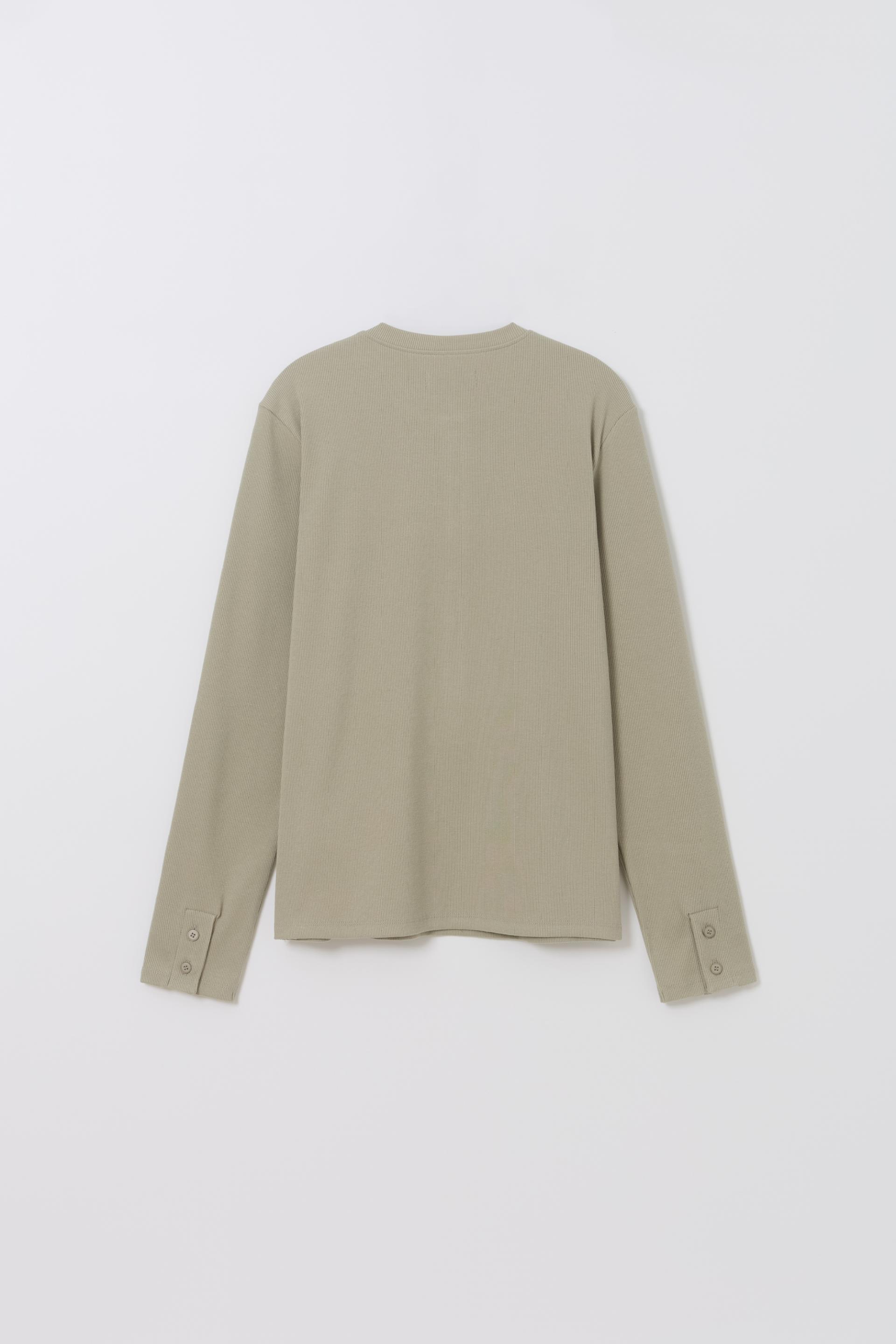 alter deep henley t-shirt (dusty mint)