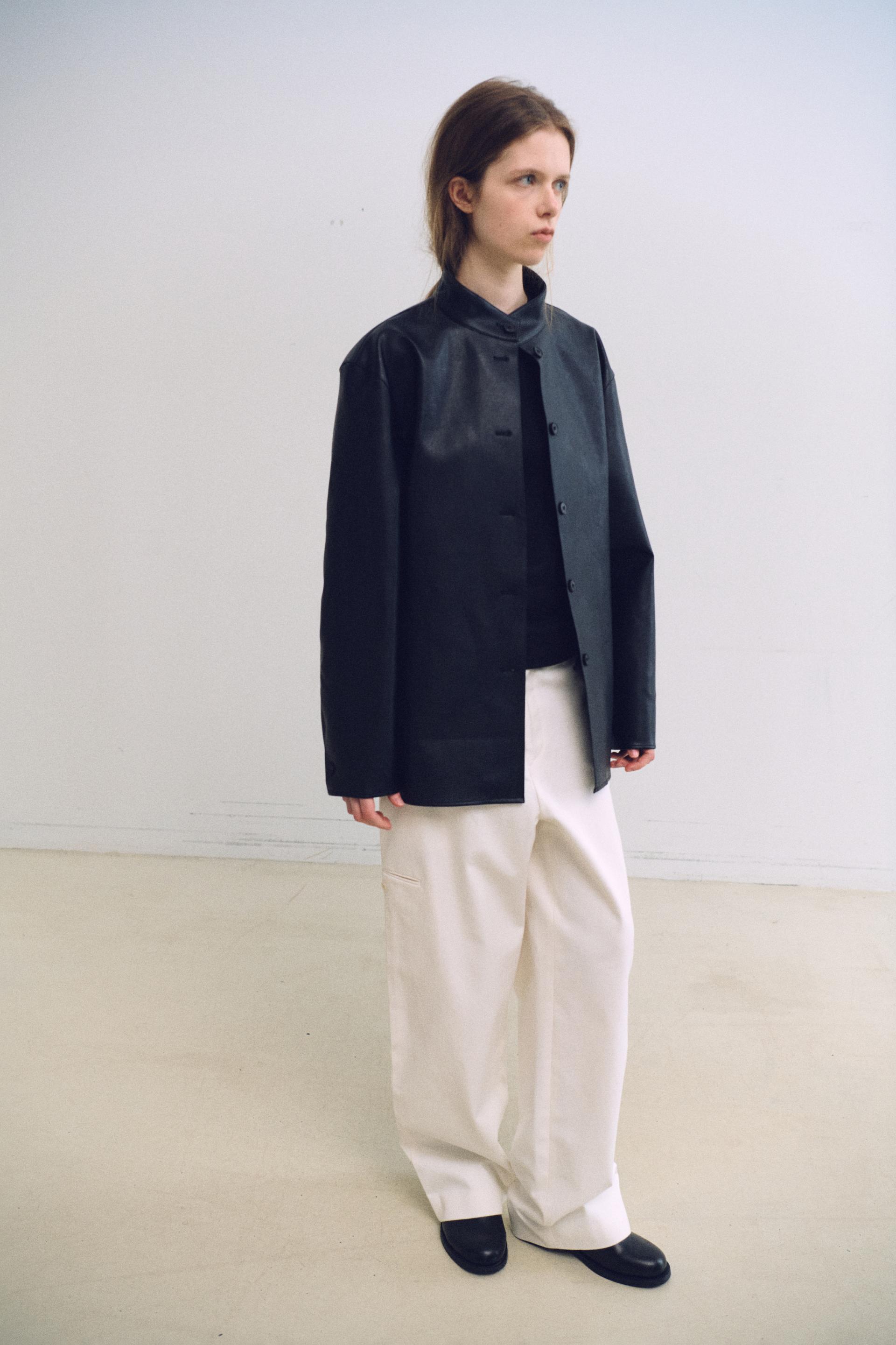 linear high neck jacket (leather black)