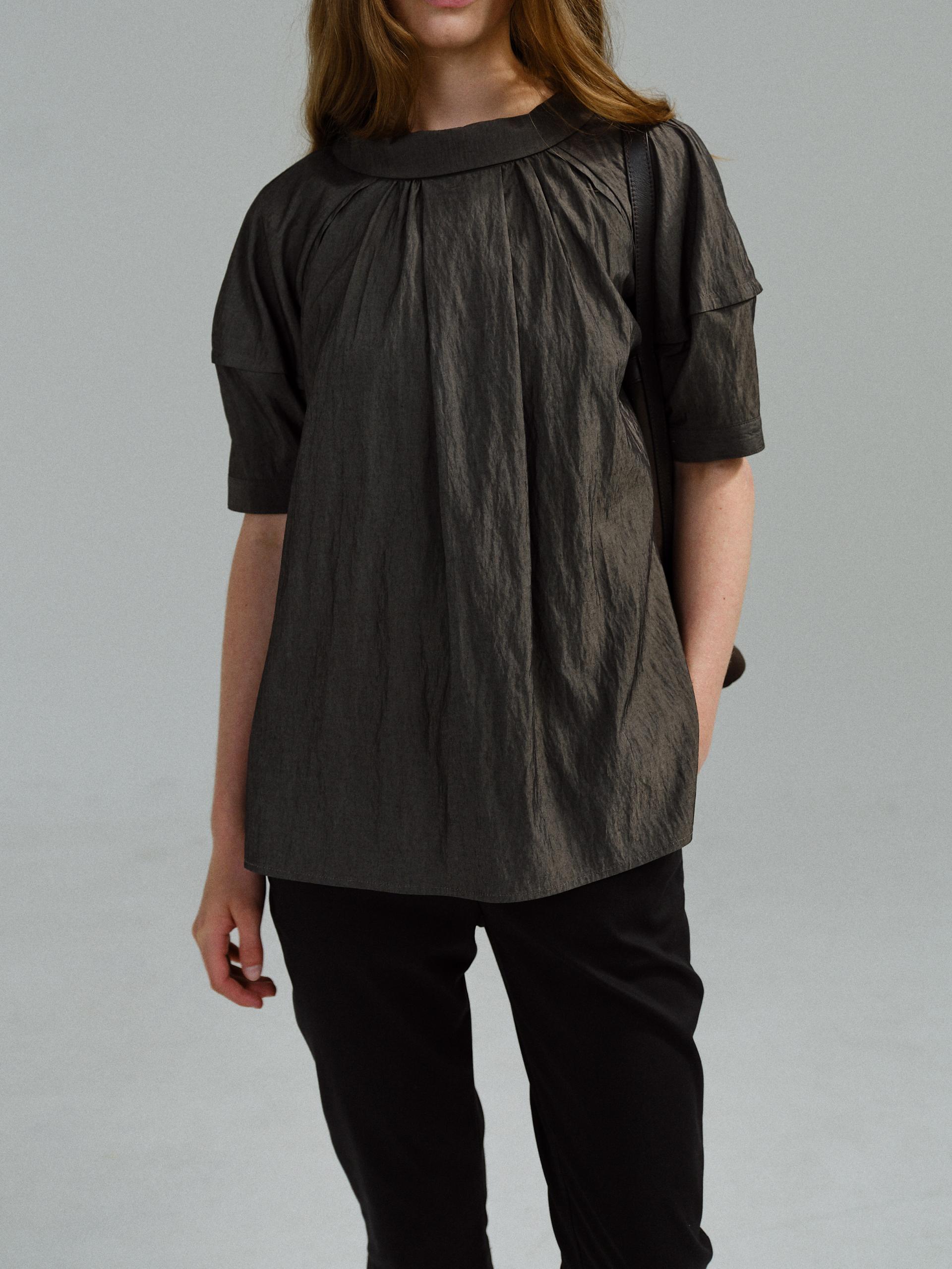 [2차 재입고] arc half blouse (charcoal brown)