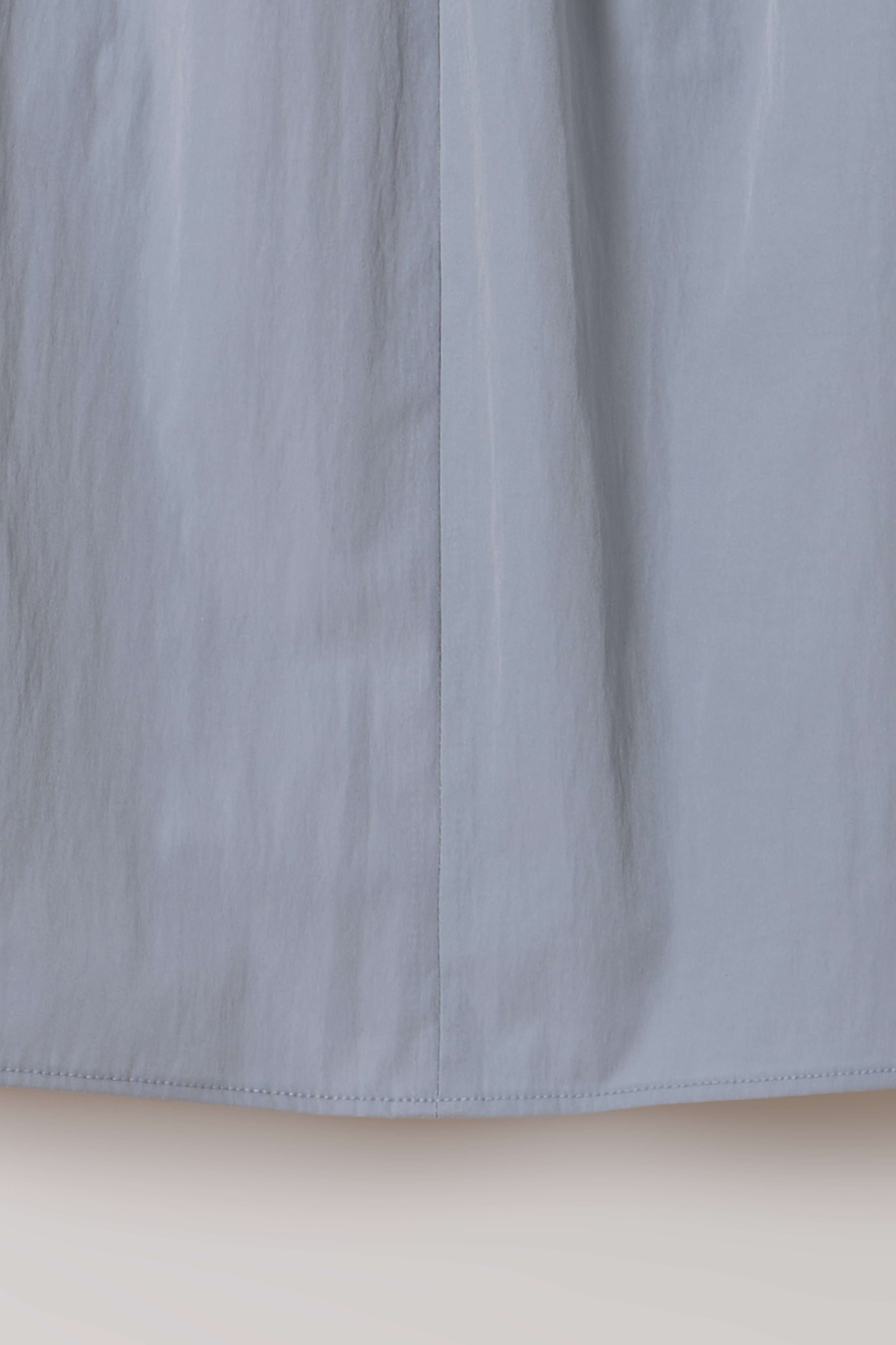 [2차 재입고] arc half blouse (powder blue)