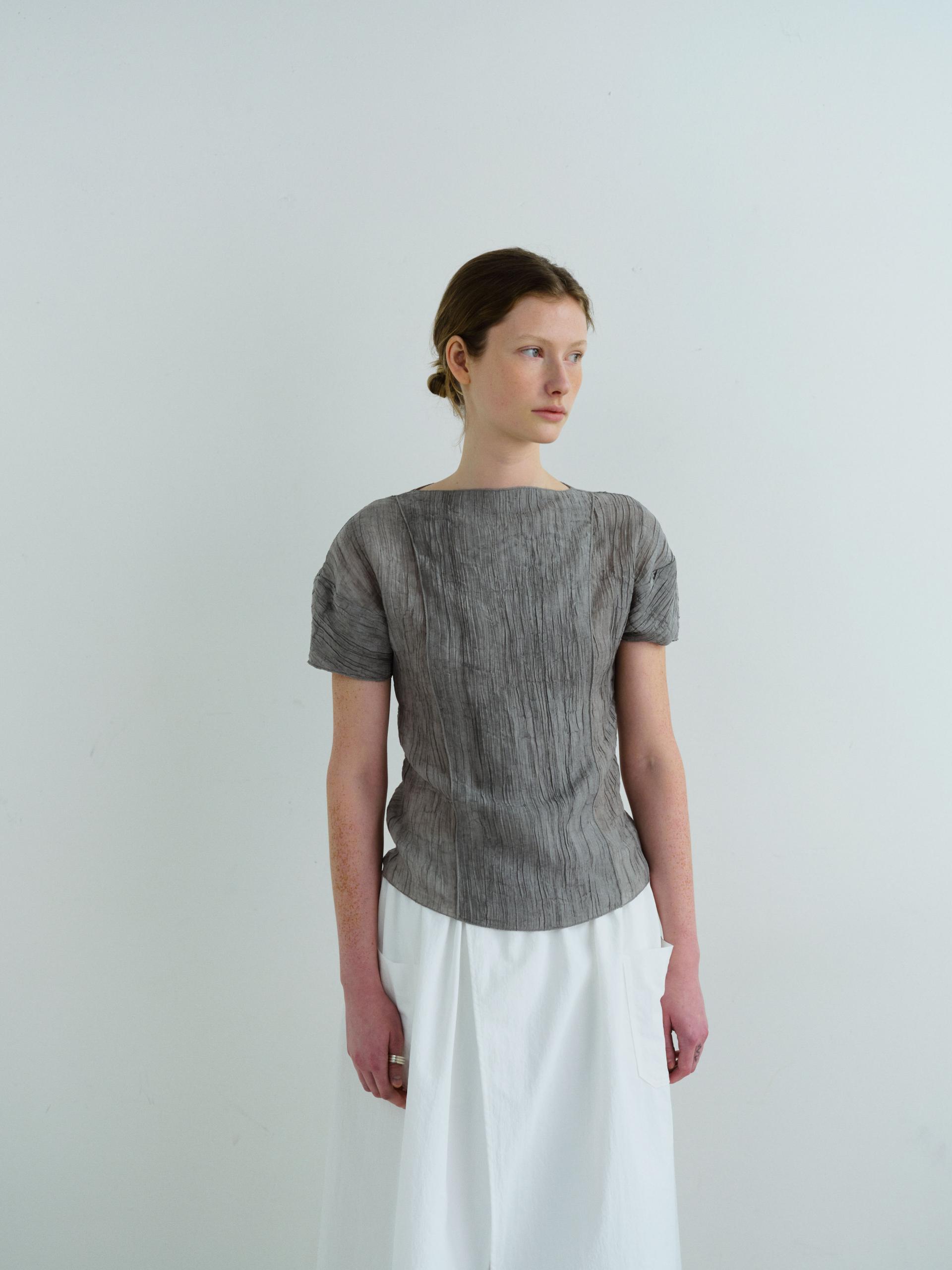 [4차 재입고 7/10 순차배송] pleats seam half blouse (grey)
