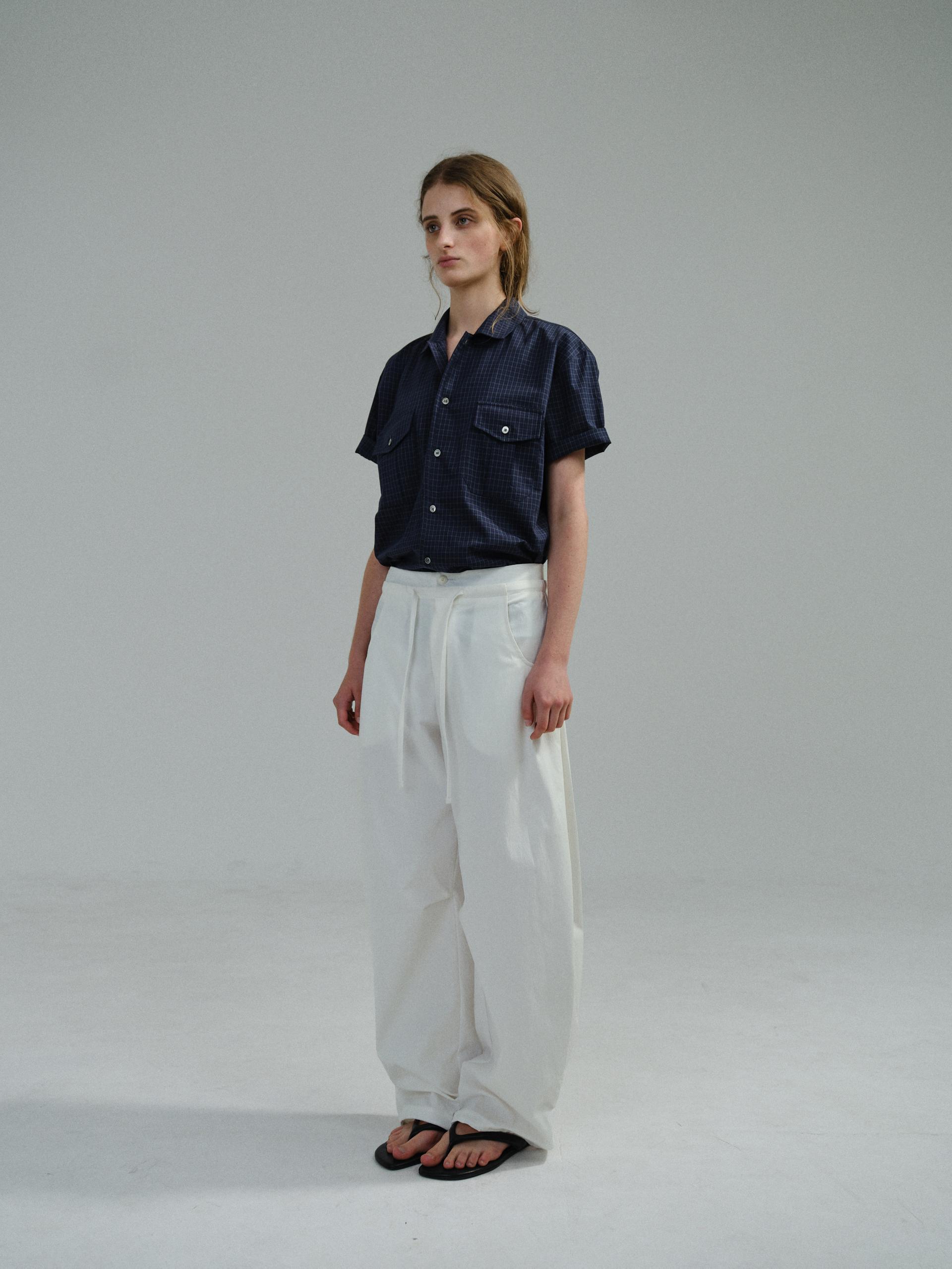 arc tuck pants (ivory)