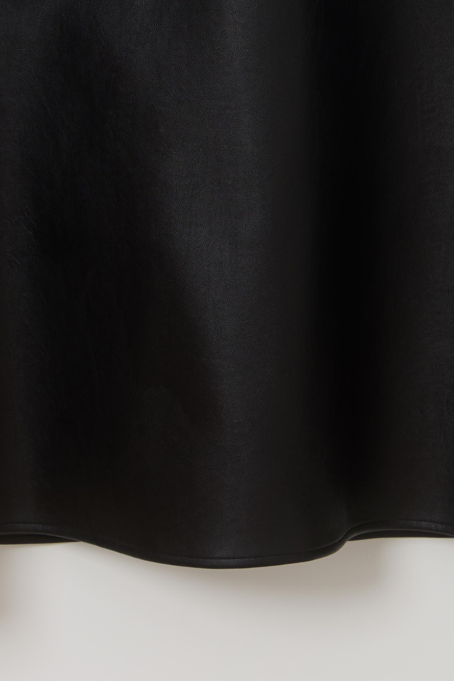 linear high neck jacket (leather black)
