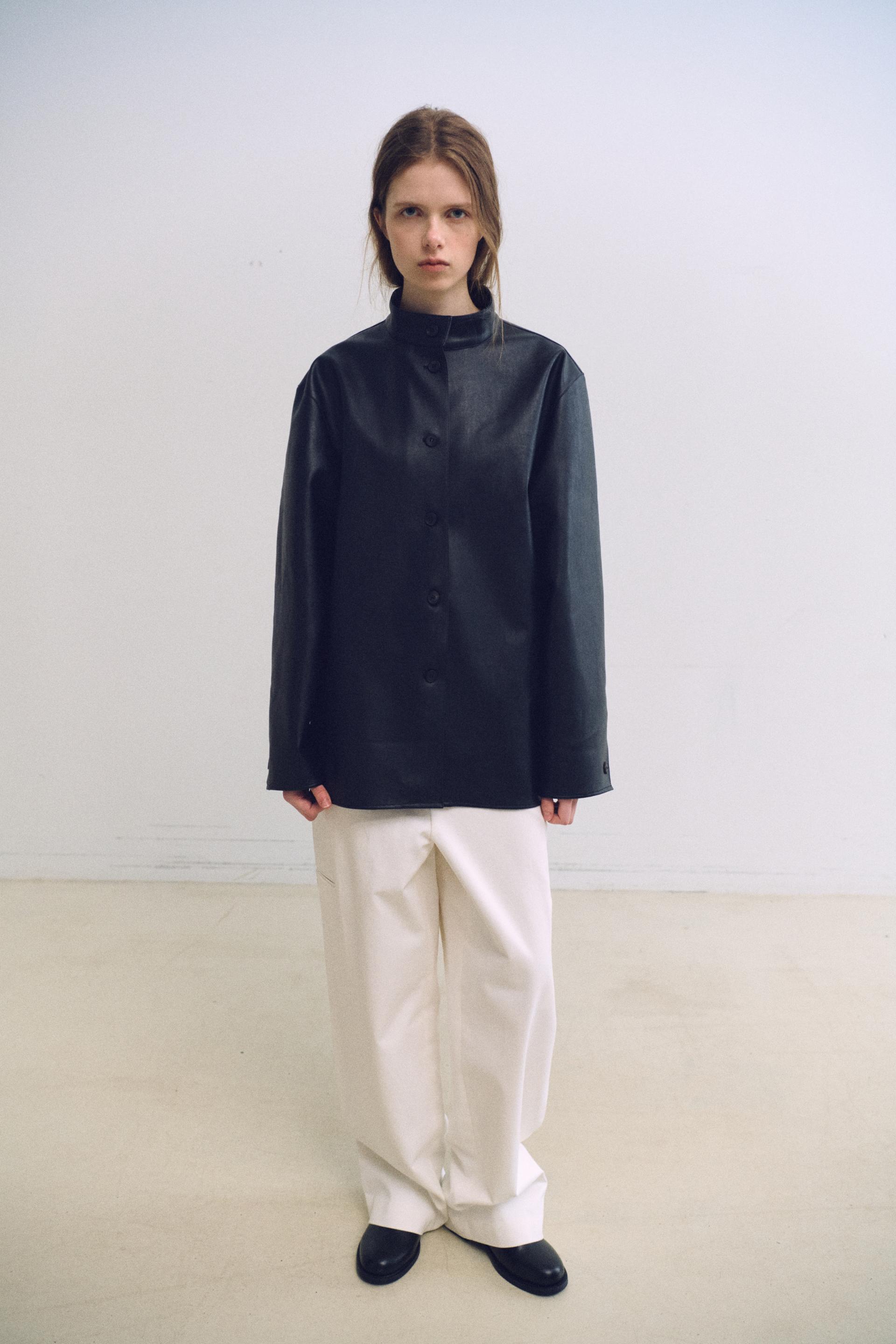 linear high neck jacket (leather black)