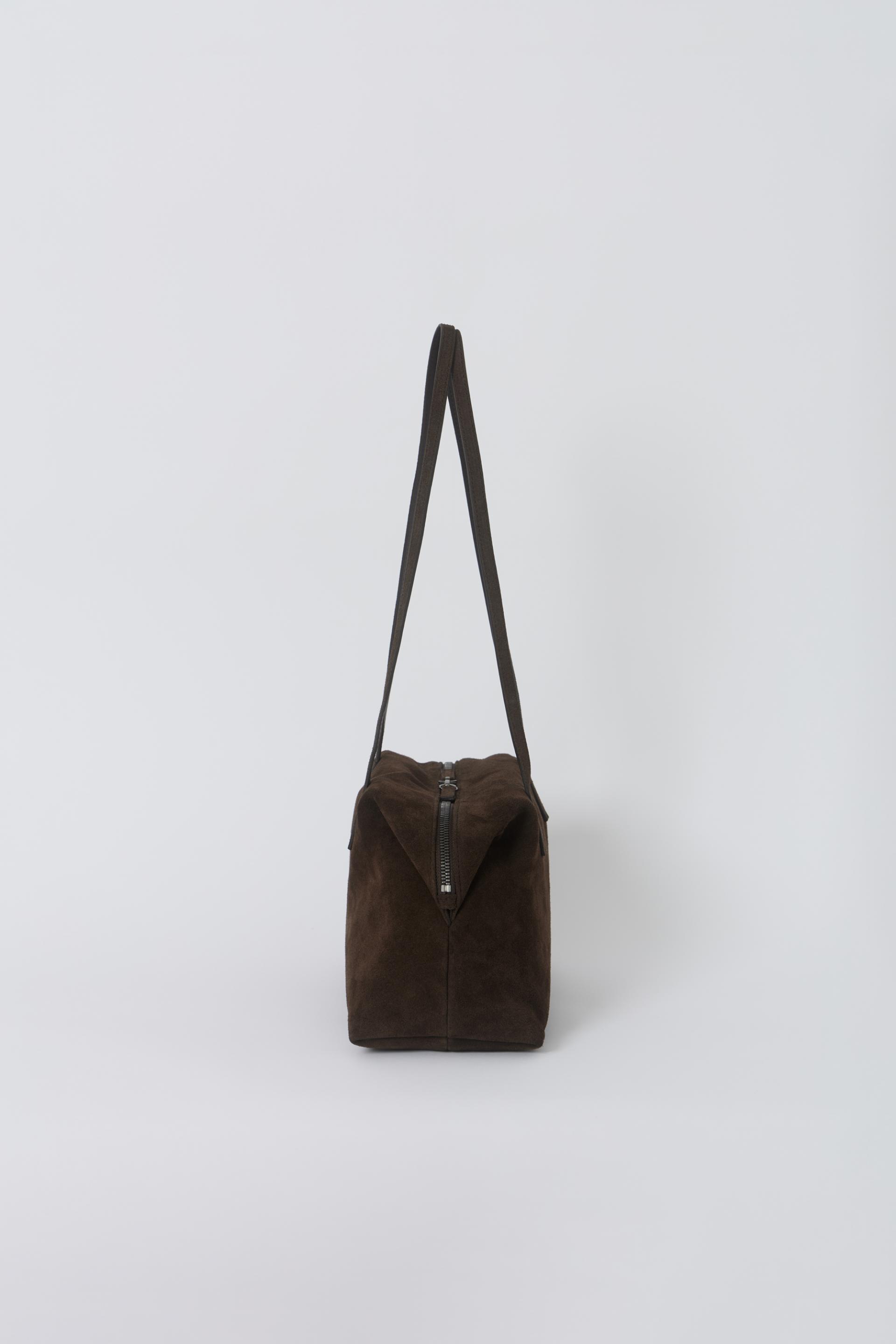 [2차 재입고] alter bowling bag (suede brown)