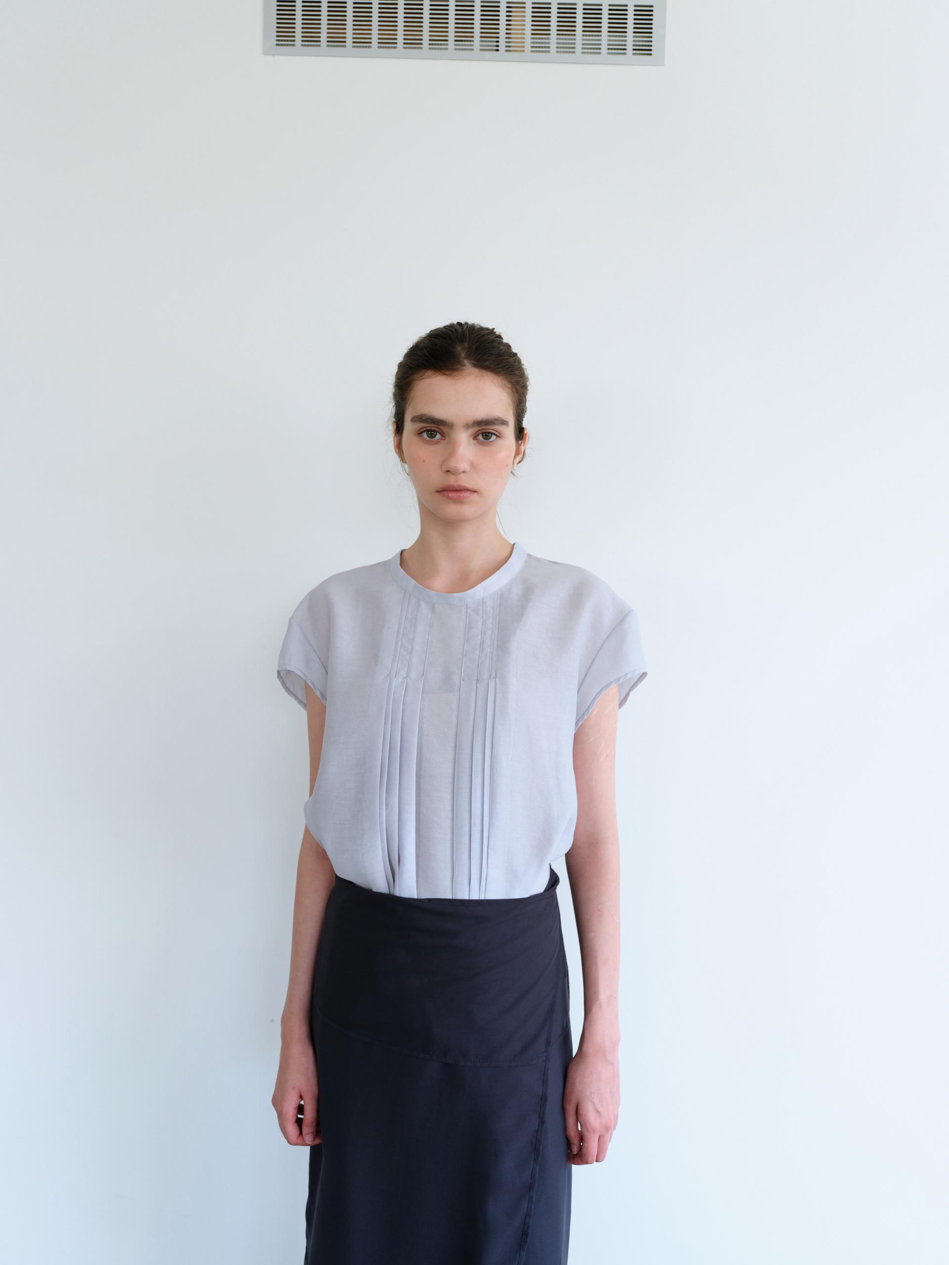 [4차 재입고] veil pleats blouse (mist)
