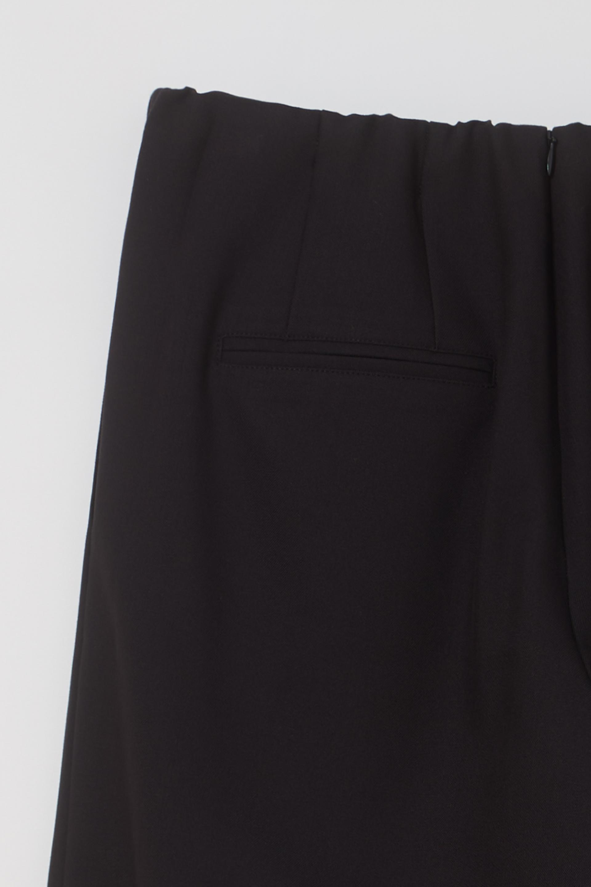 tuck ease slacks (black)