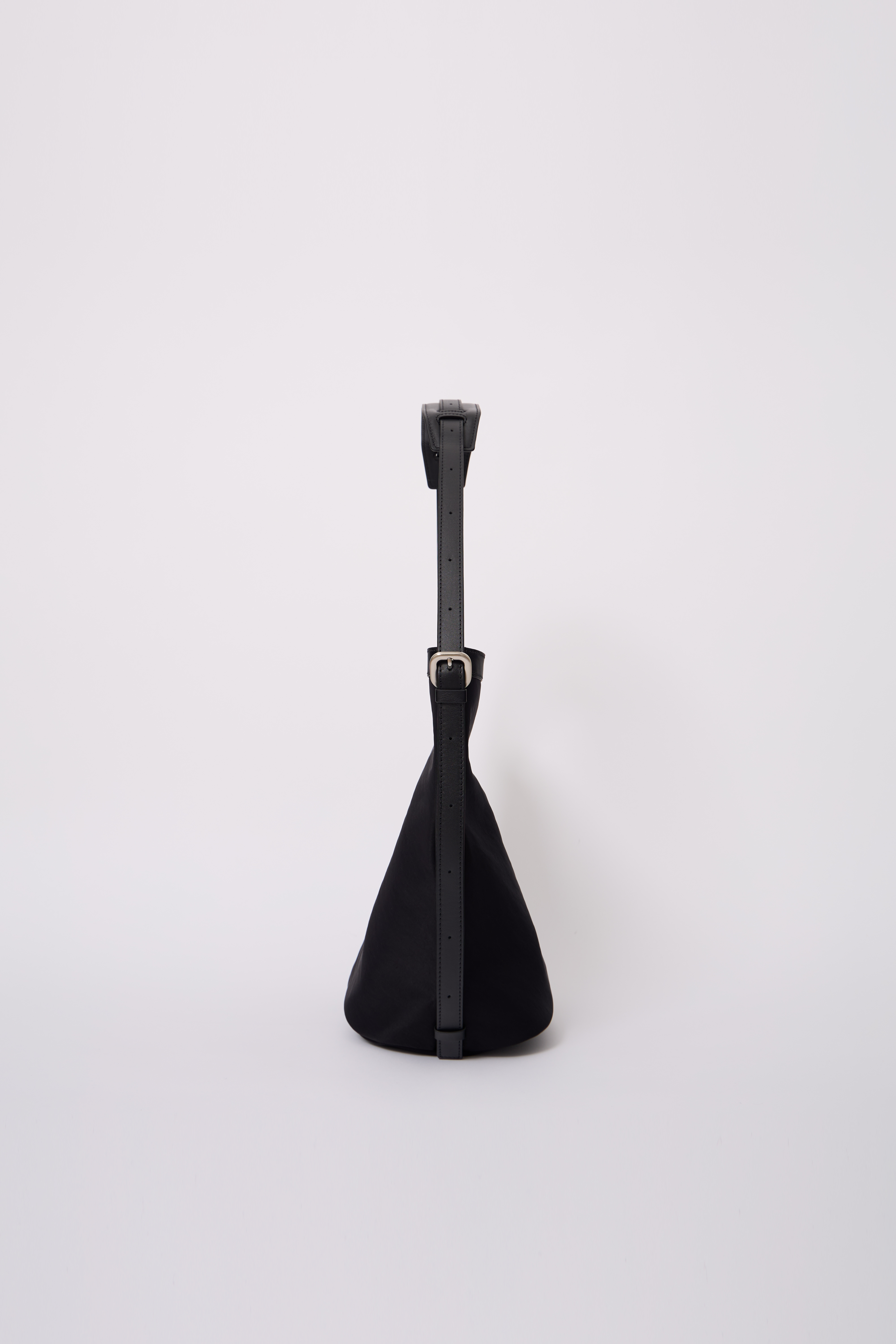 [2차 재입고] trimming bag (New) black