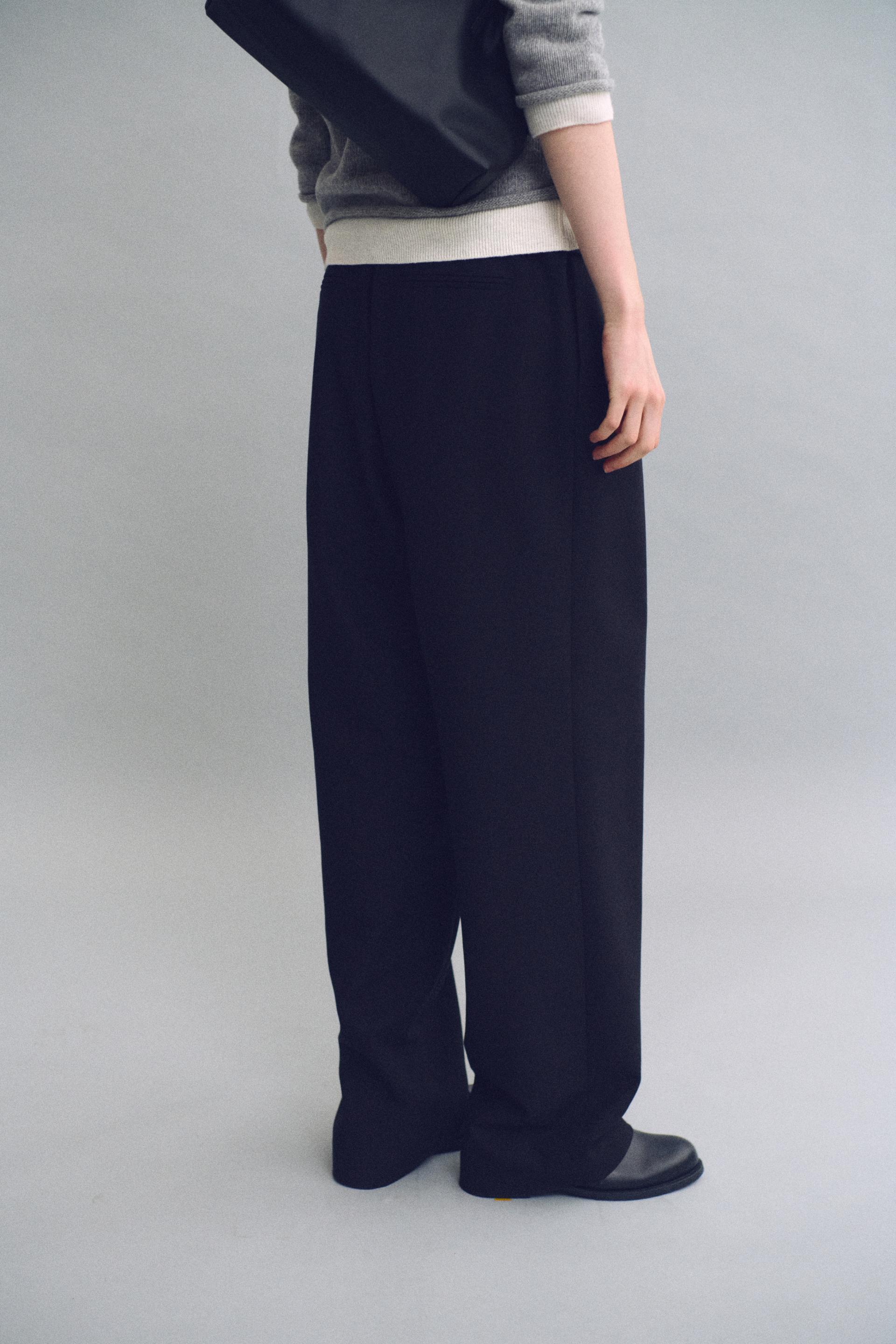 tuck ease slacks (black)
