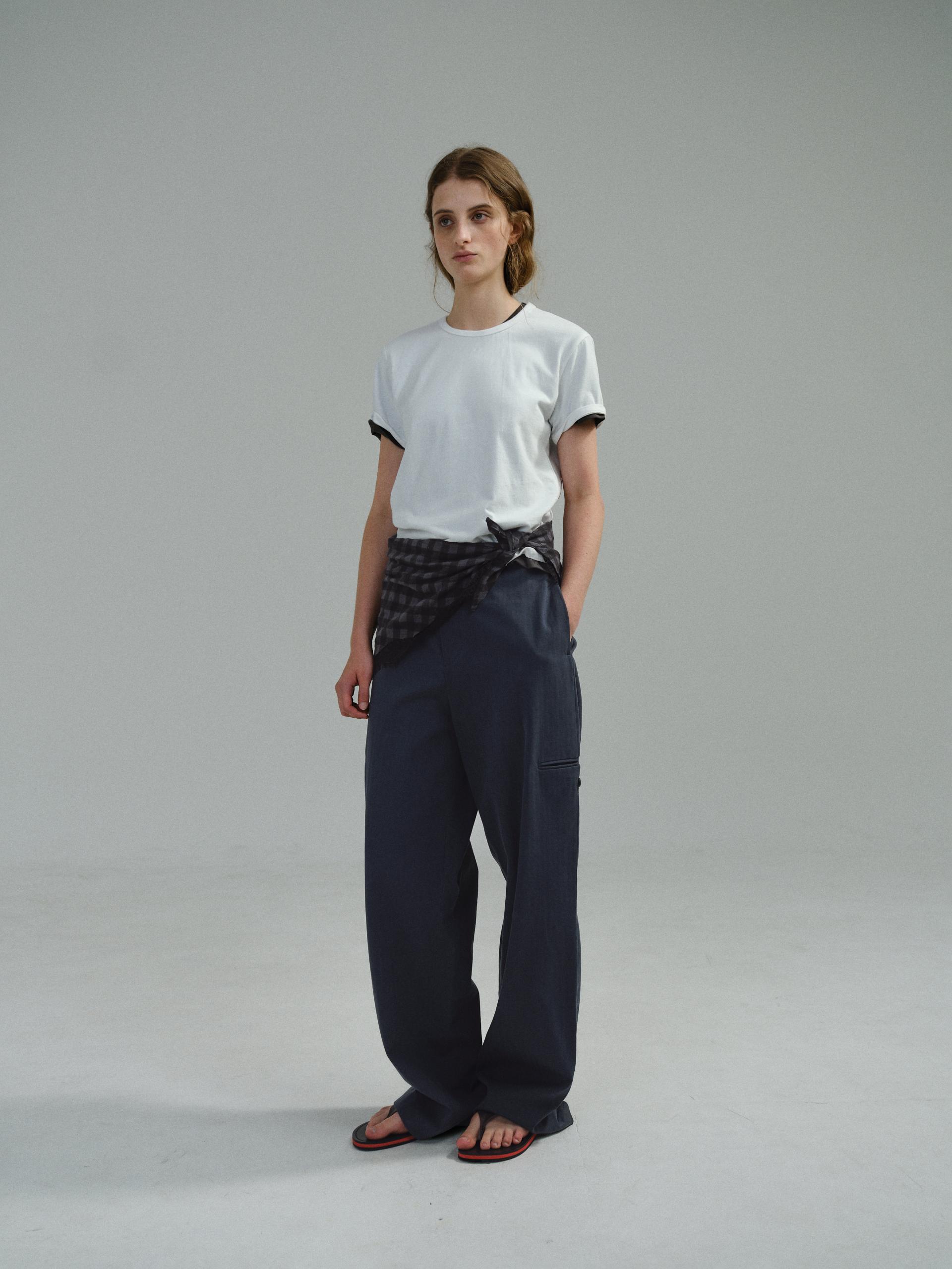 curved triple lip pants (herringbone navy)