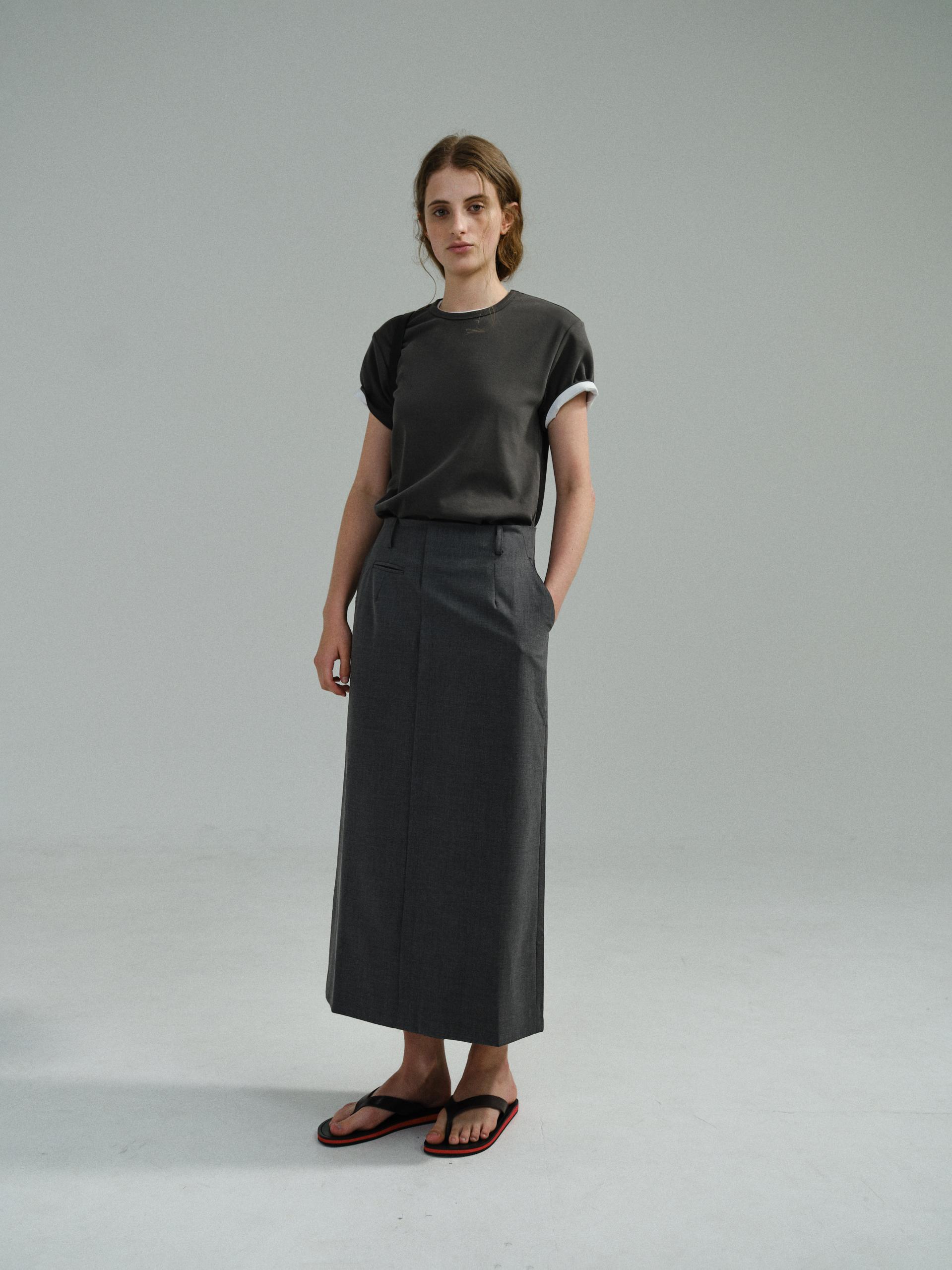 core t-shirt (charcoal)