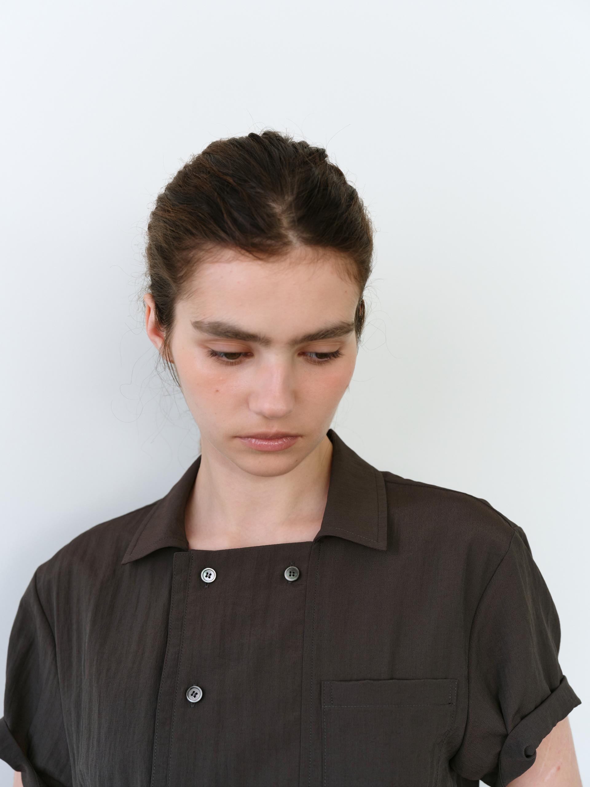overlap half shirt (brown)
