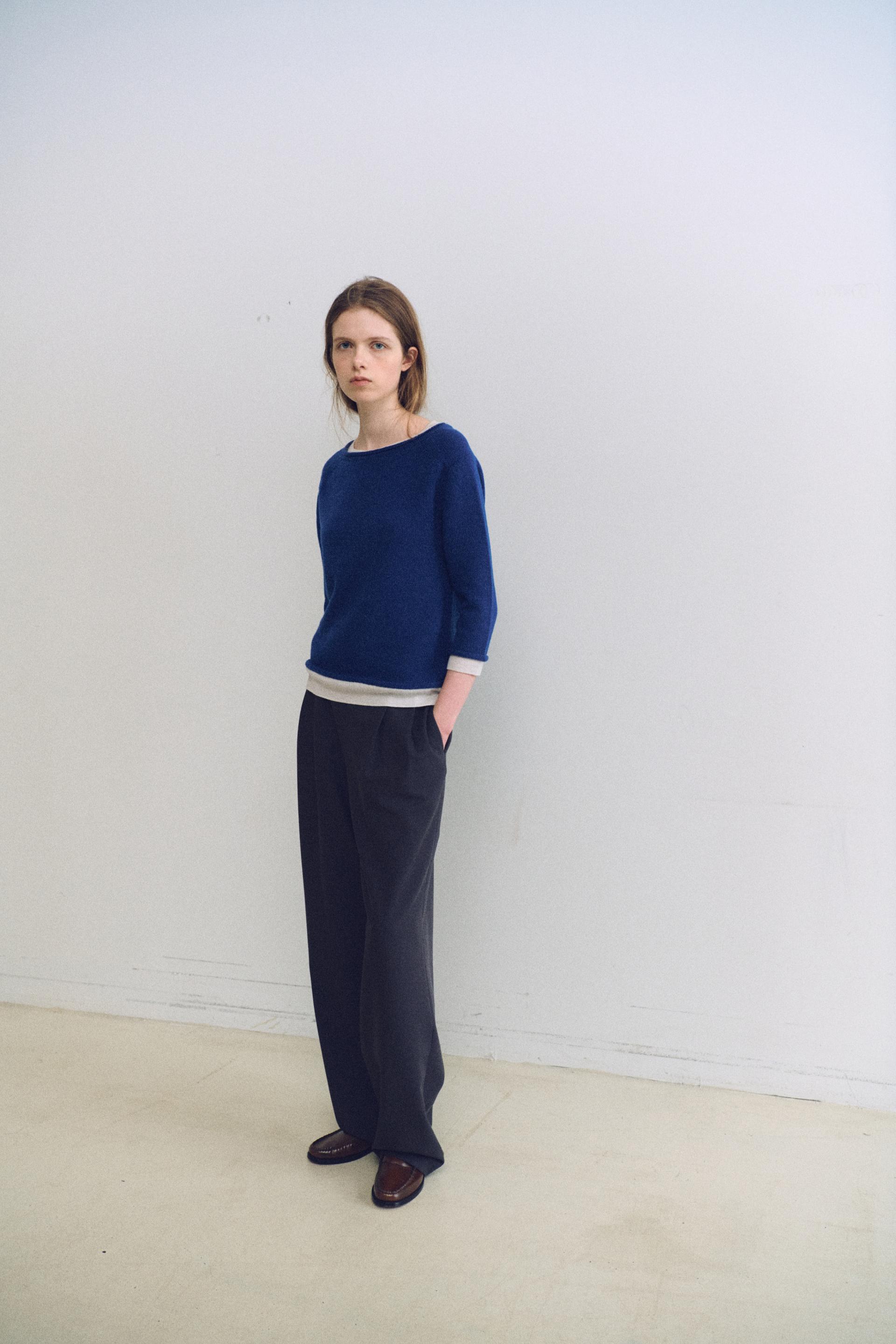 layered roll knit (blue)