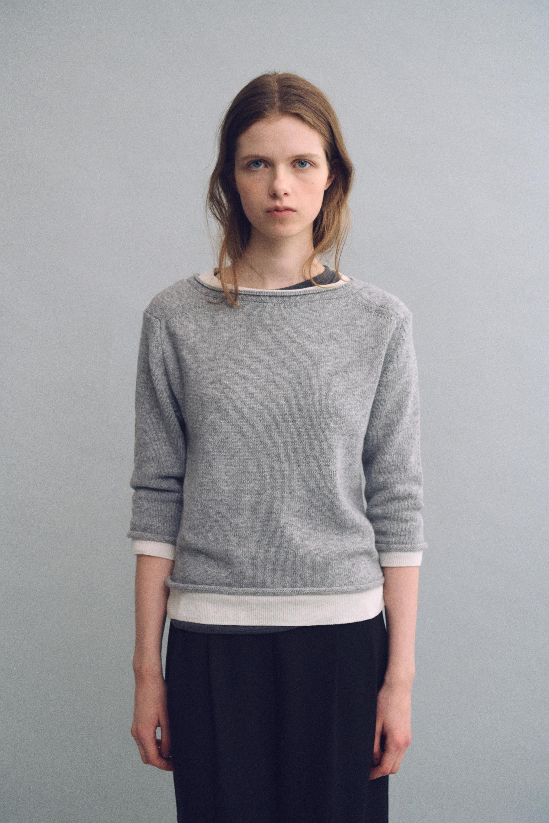 layered roll knit (light grey)