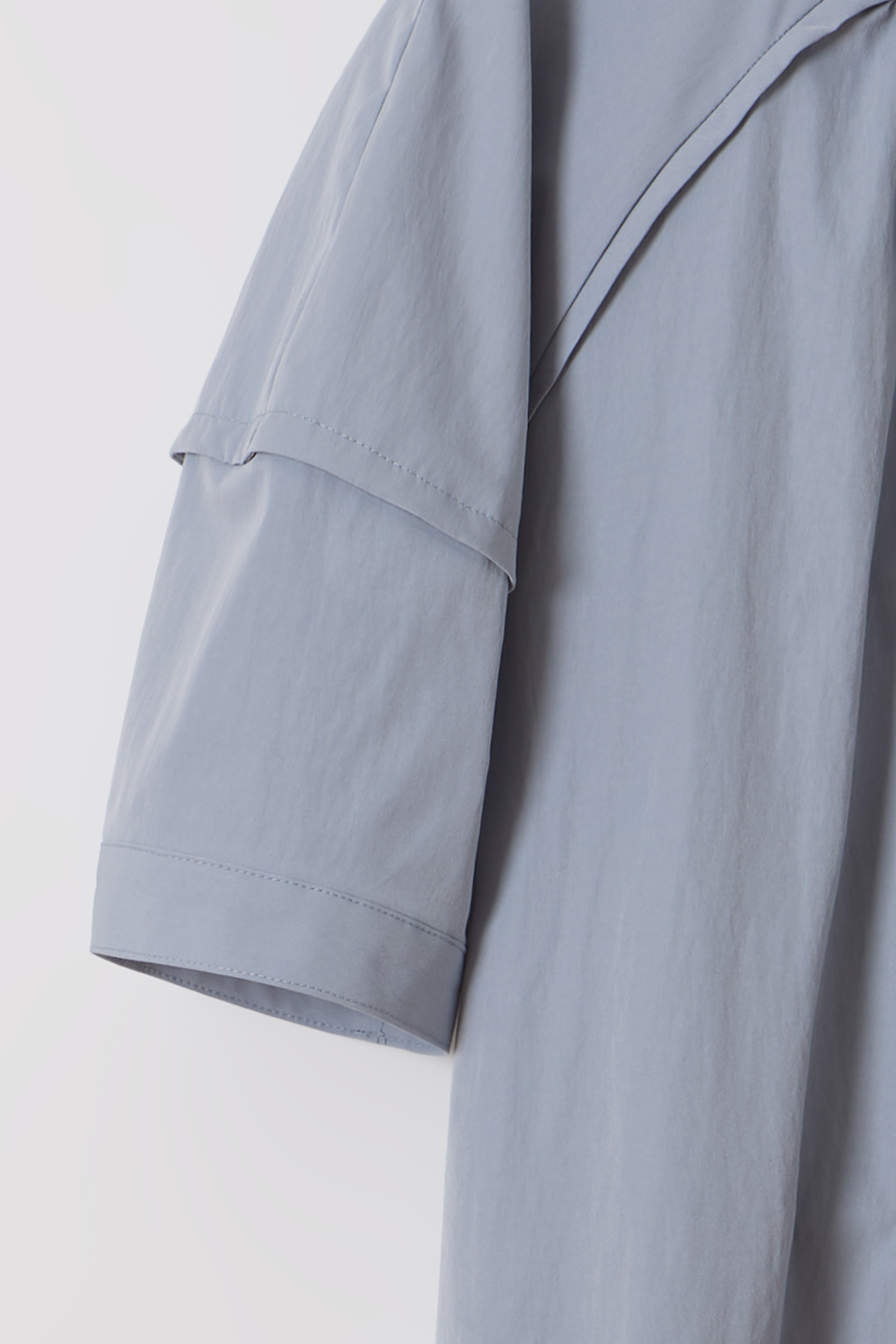[2차 재입고] arc half blouse (powder blue)