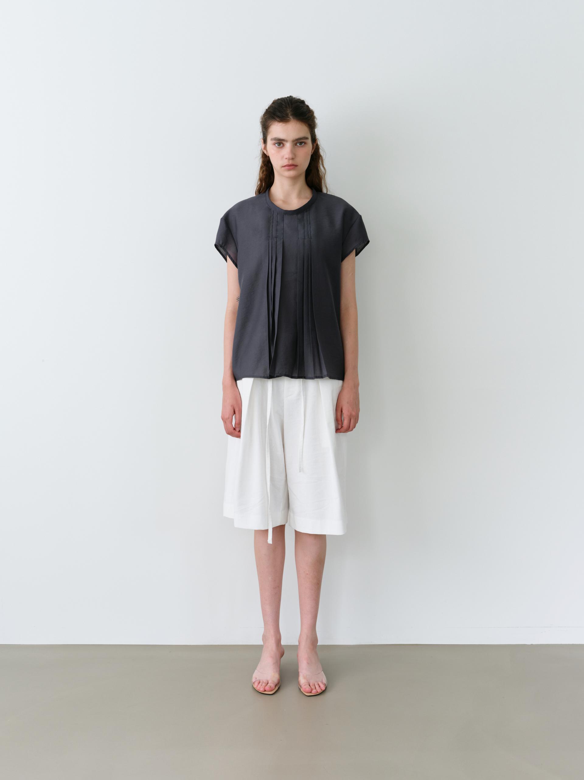 [2차 재입고] veil pleats blouse (charcoal)