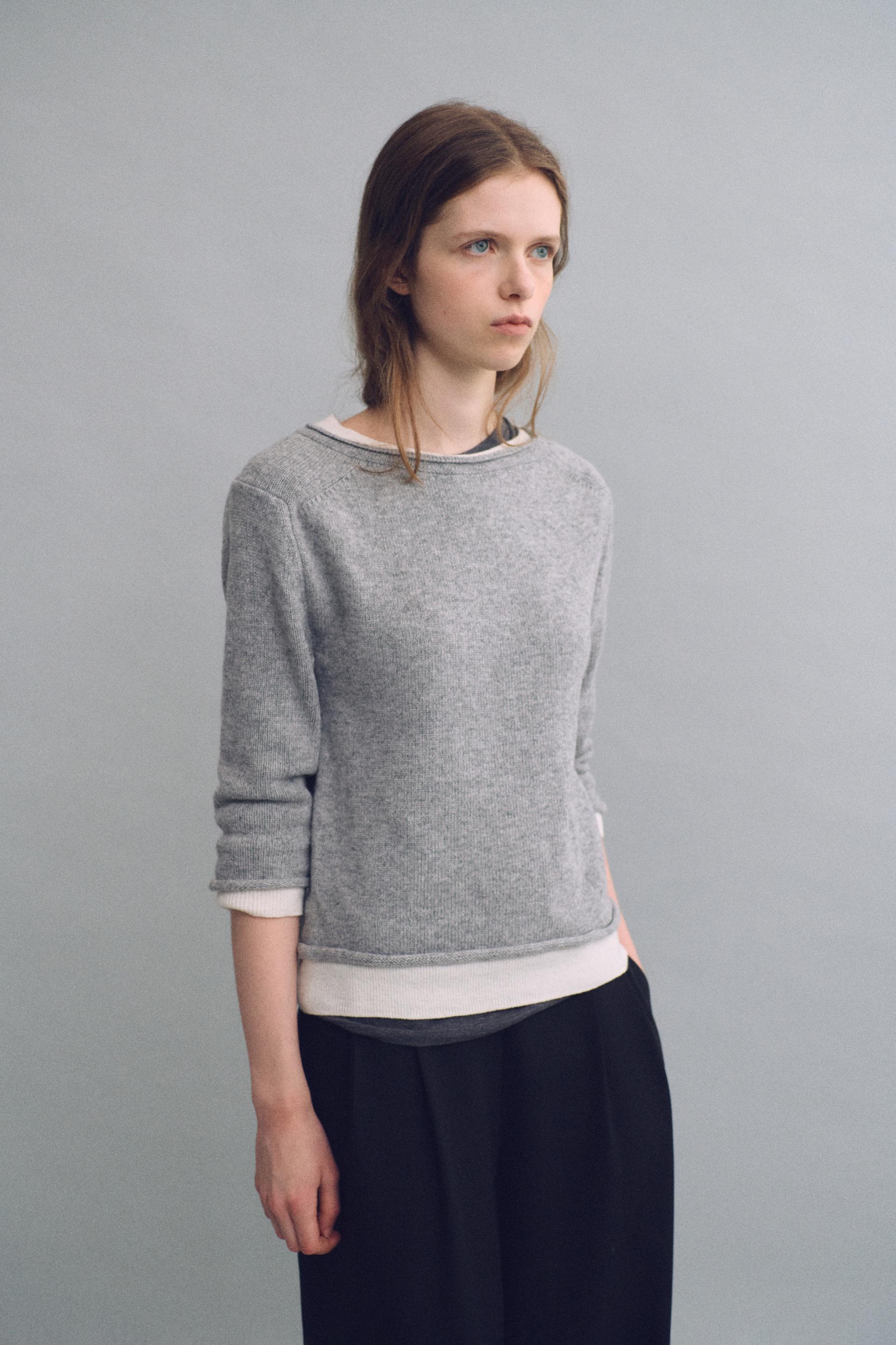 layered roll knit (light grey)