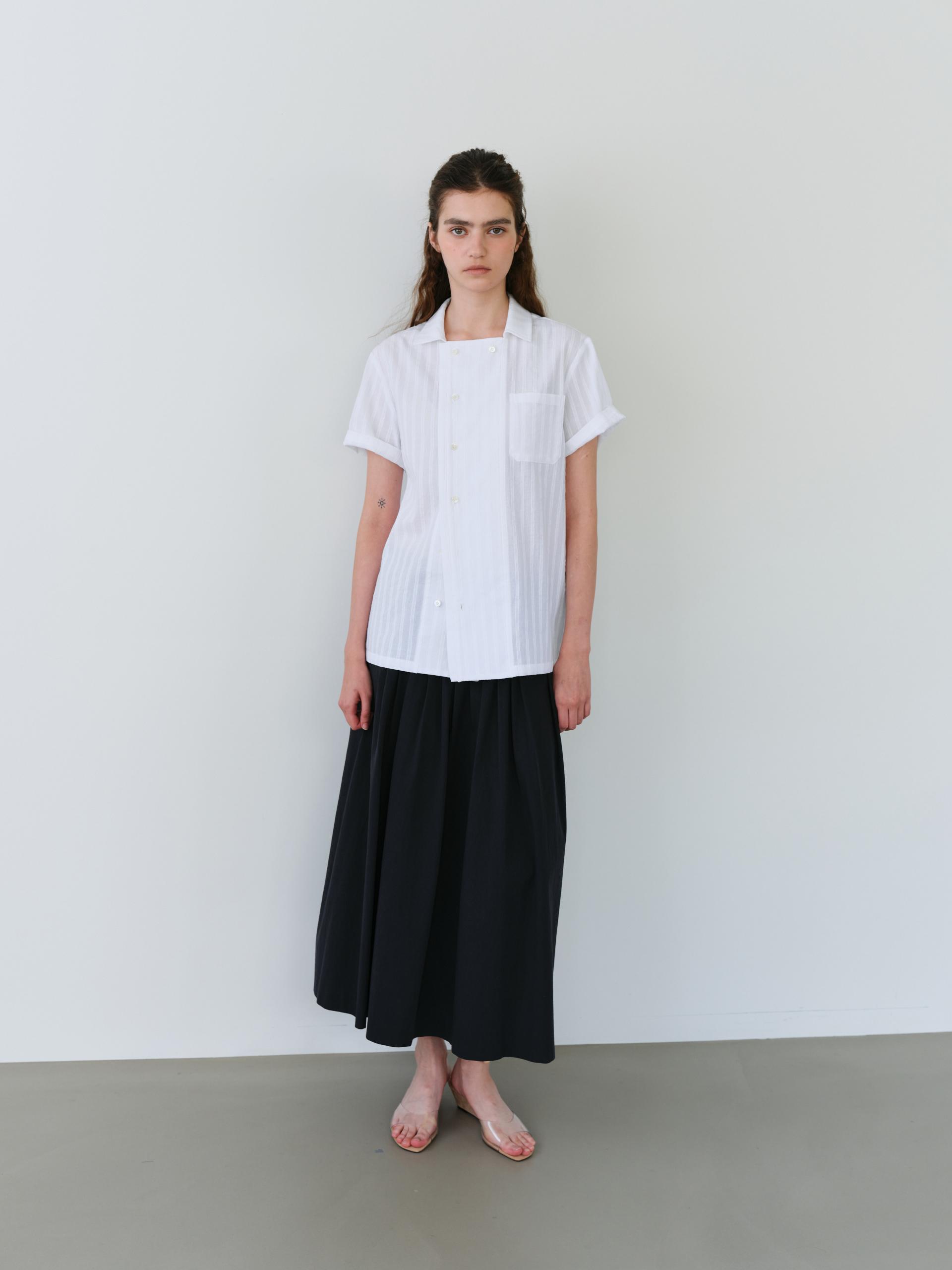 overlap half shirt (white stripe)
