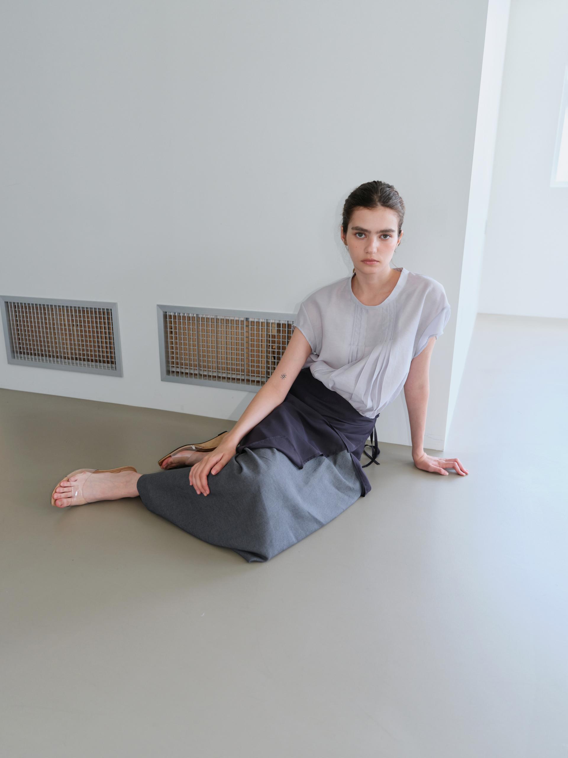 [4차 재입고] veil pleats blouse (mist)