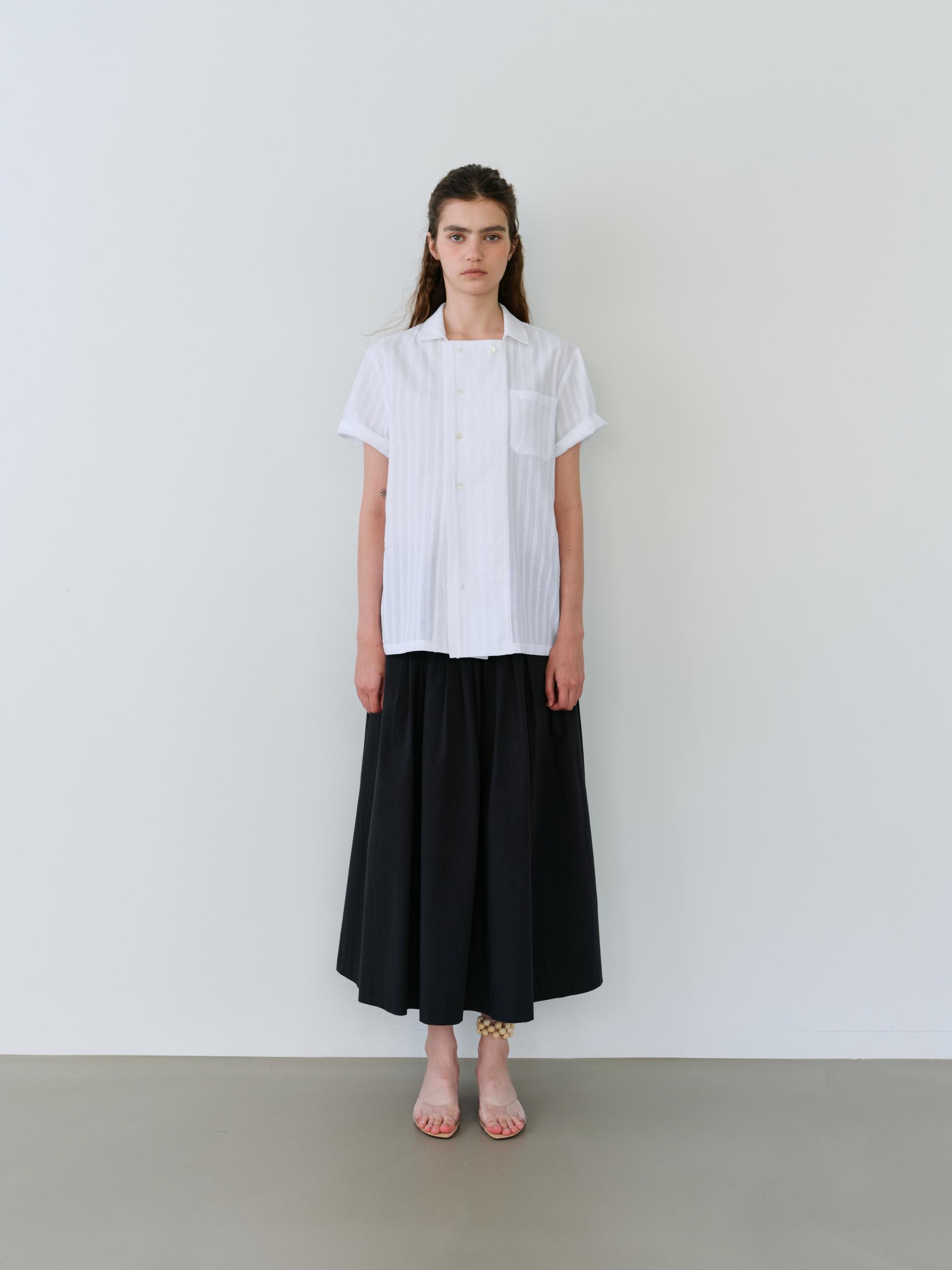 overlap half shirt (white stripe)