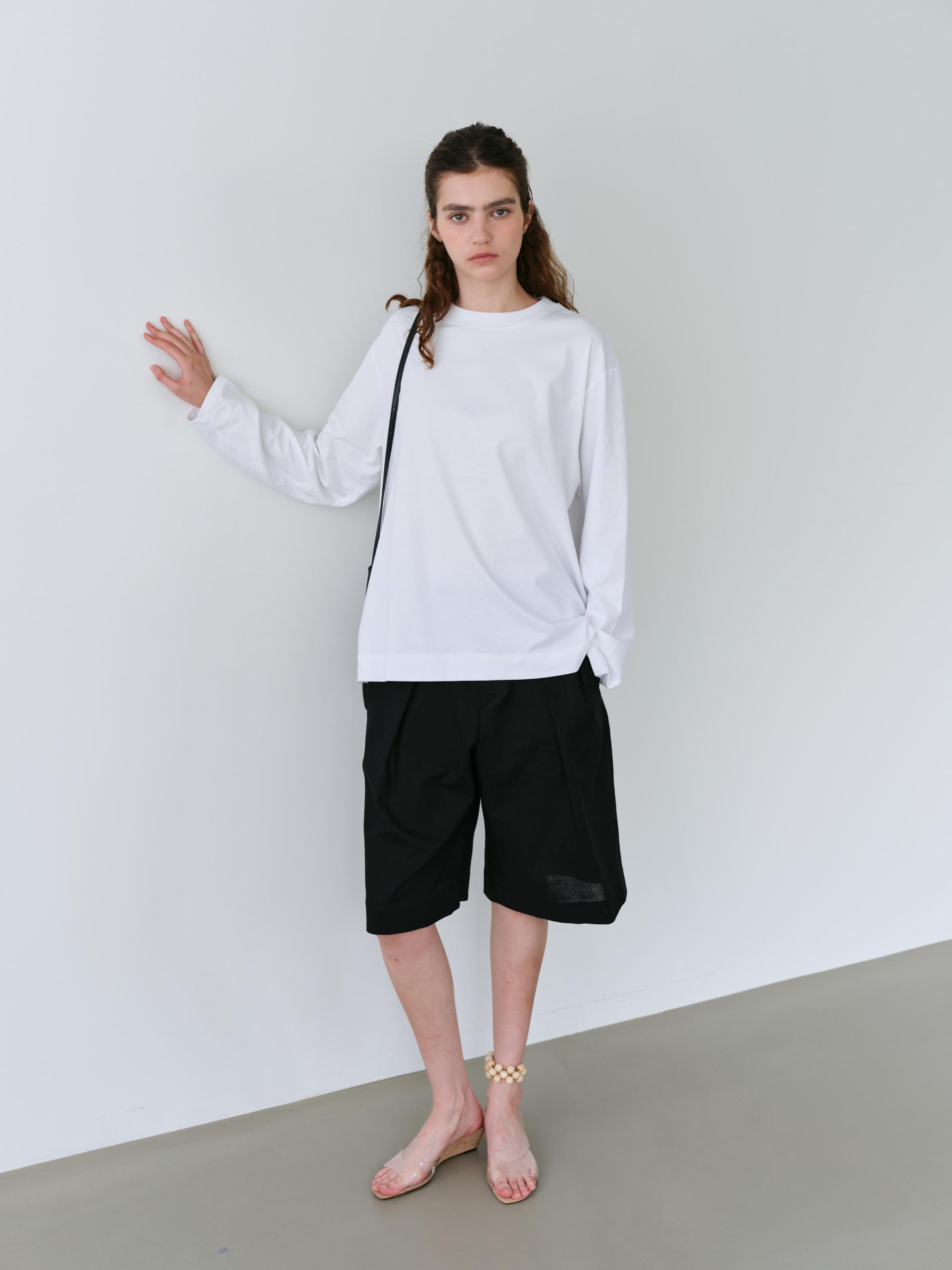 core long sleeve t-shirt (white)