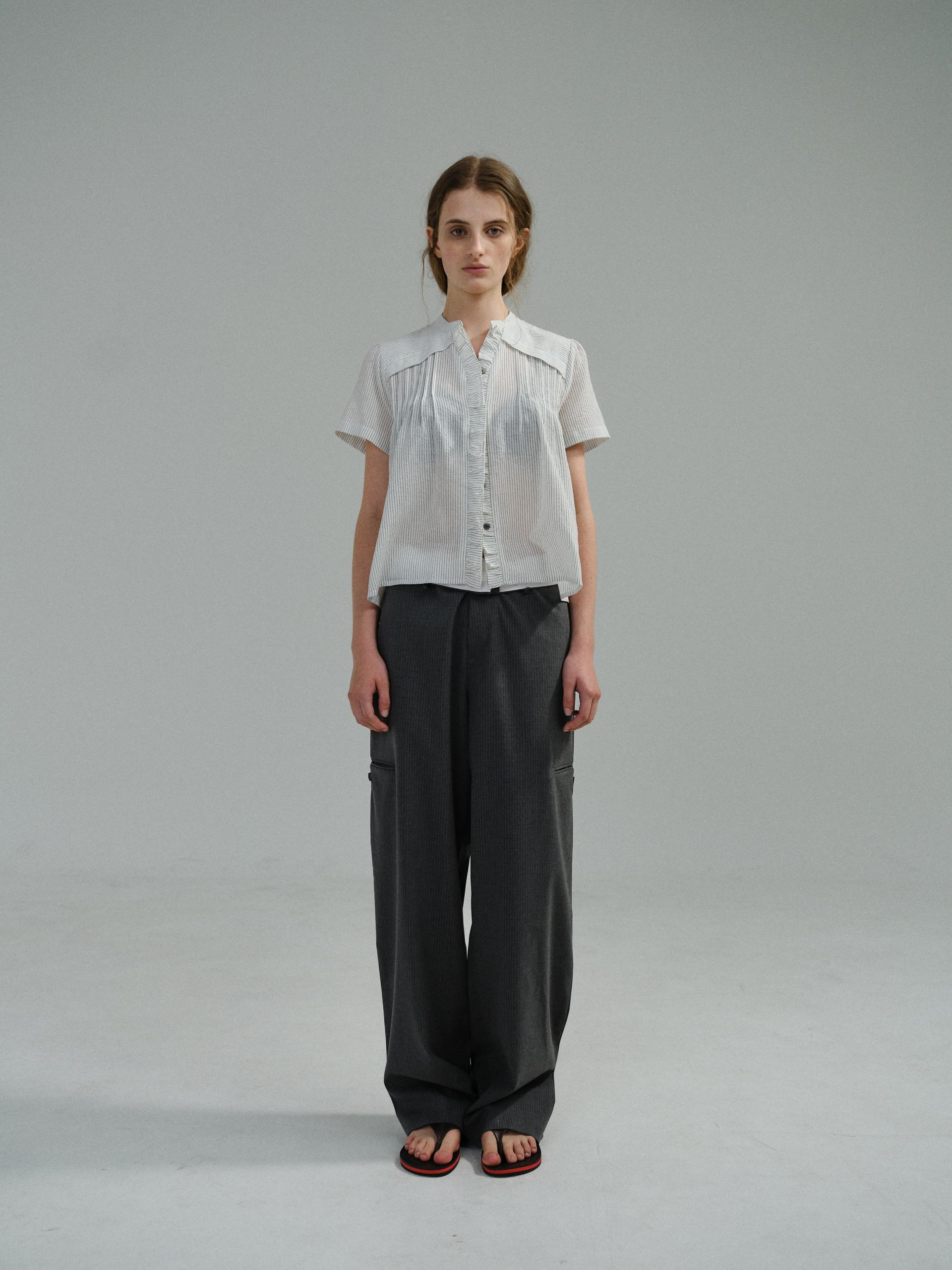 frill pintuck blouse (stripe)