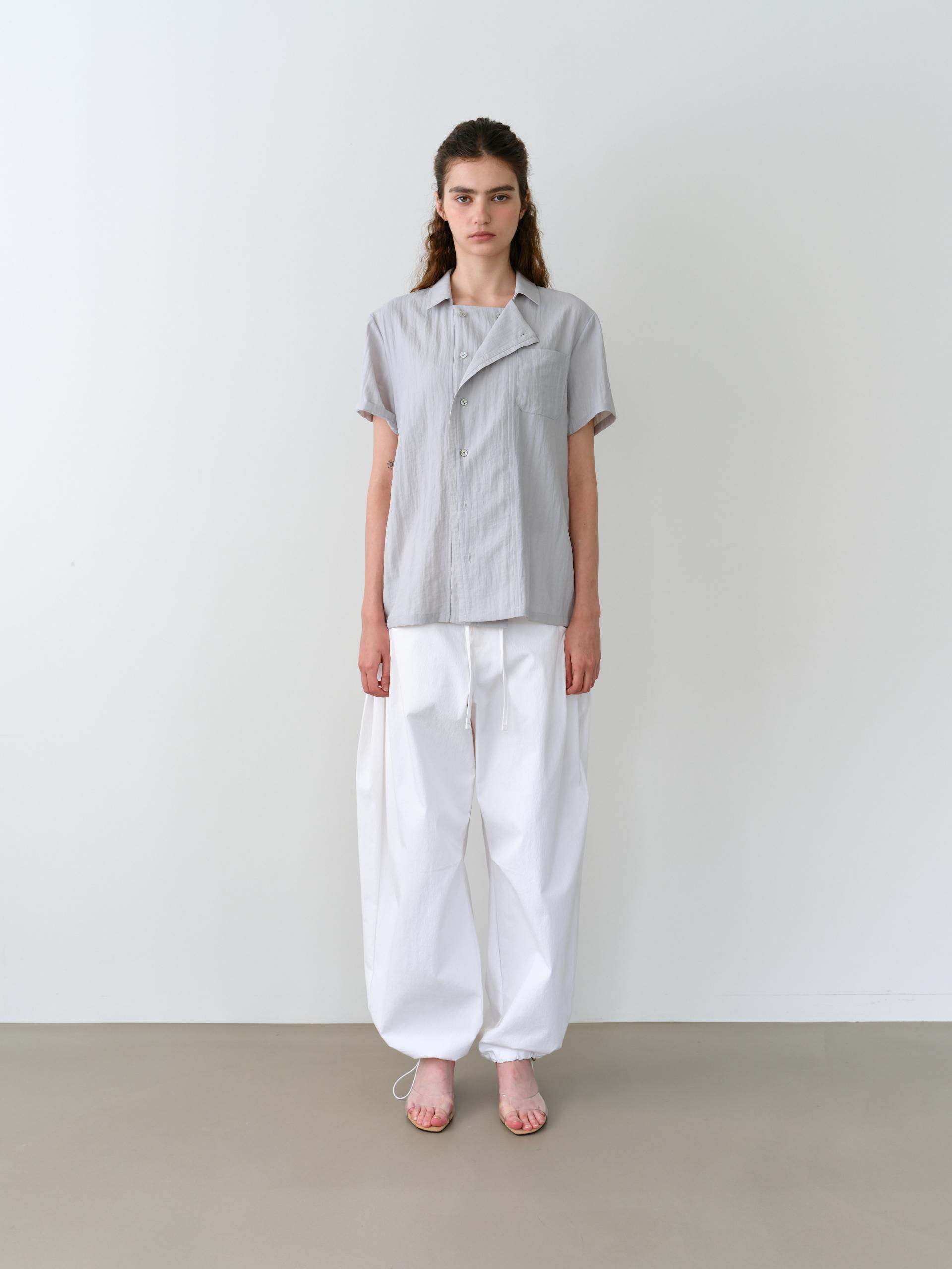 overlap half shirt (dusty sky)