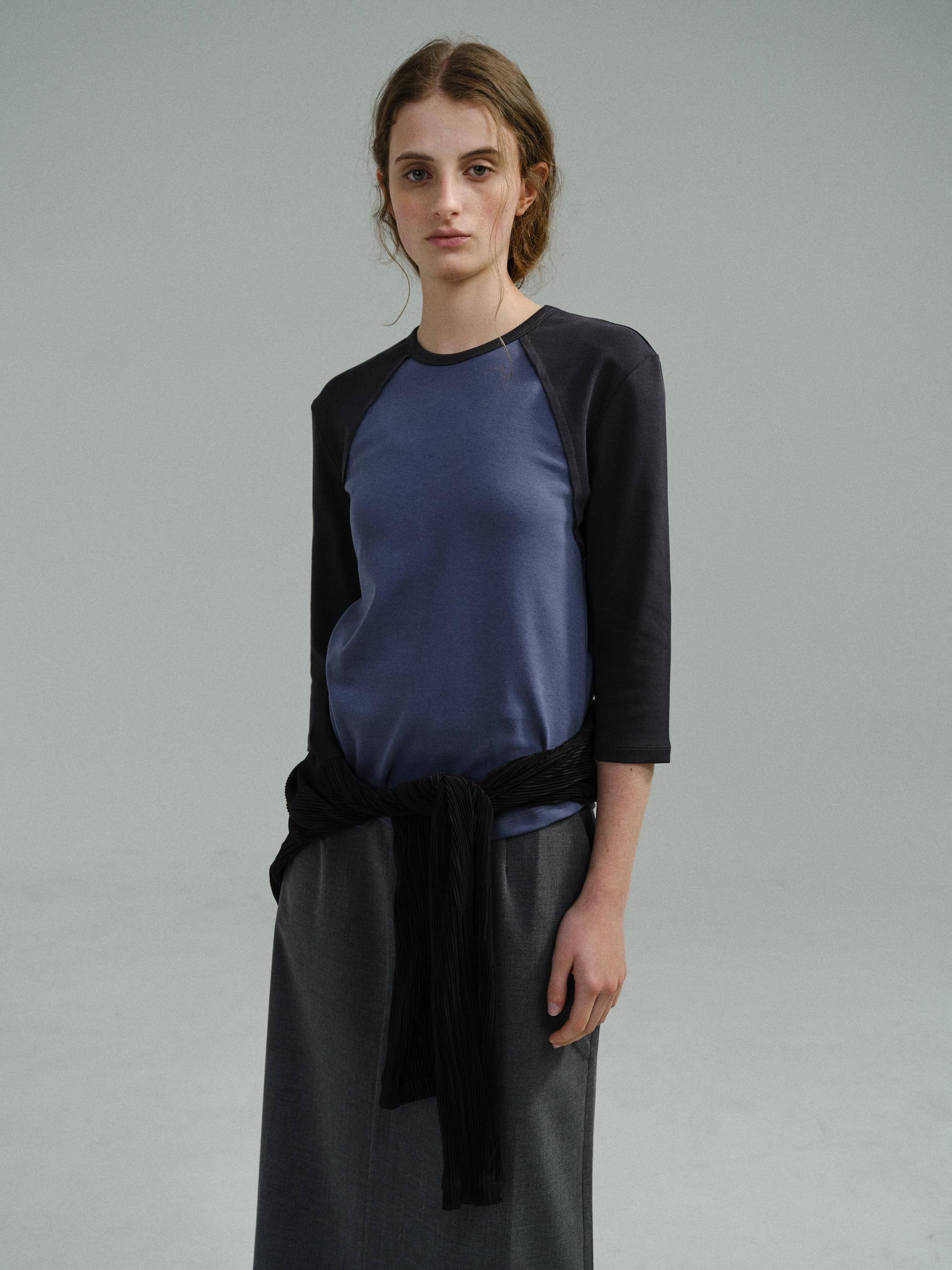 레글런 티셔츠 (charcoal navy)