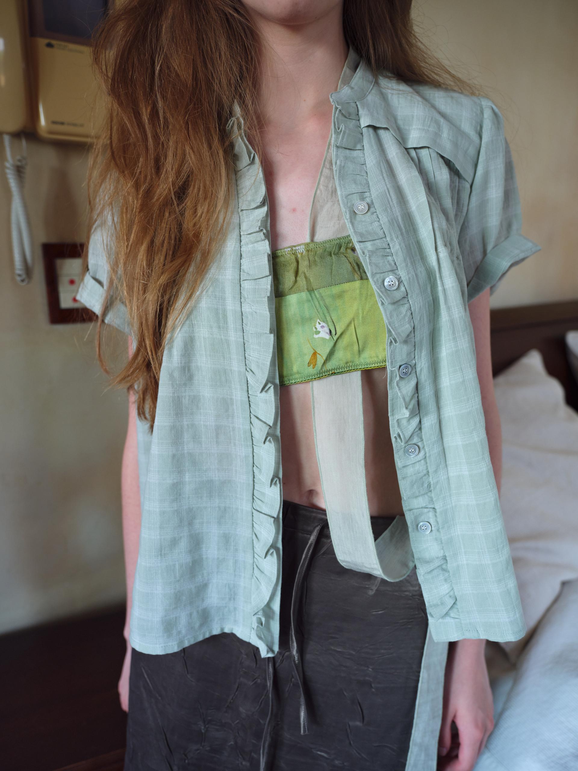 frill pintuck blouse (mint check)