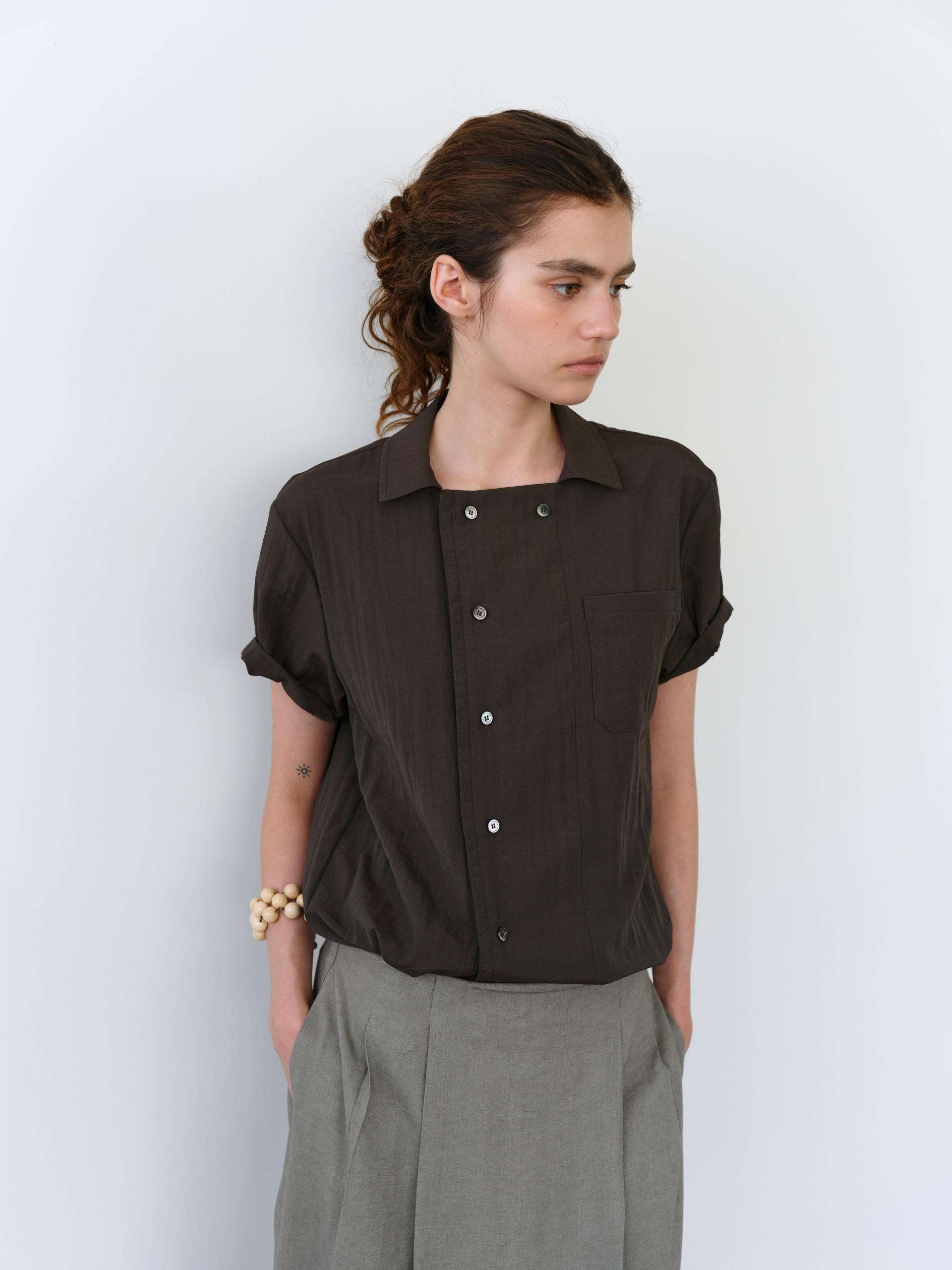 overlap half shirt (brown)