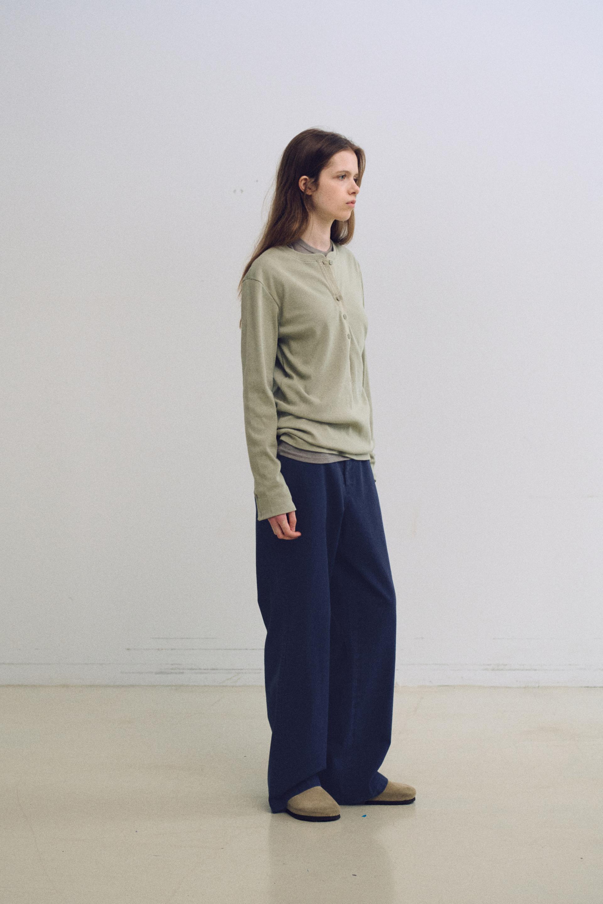 alter deep henley t-shirt (dusty mint)