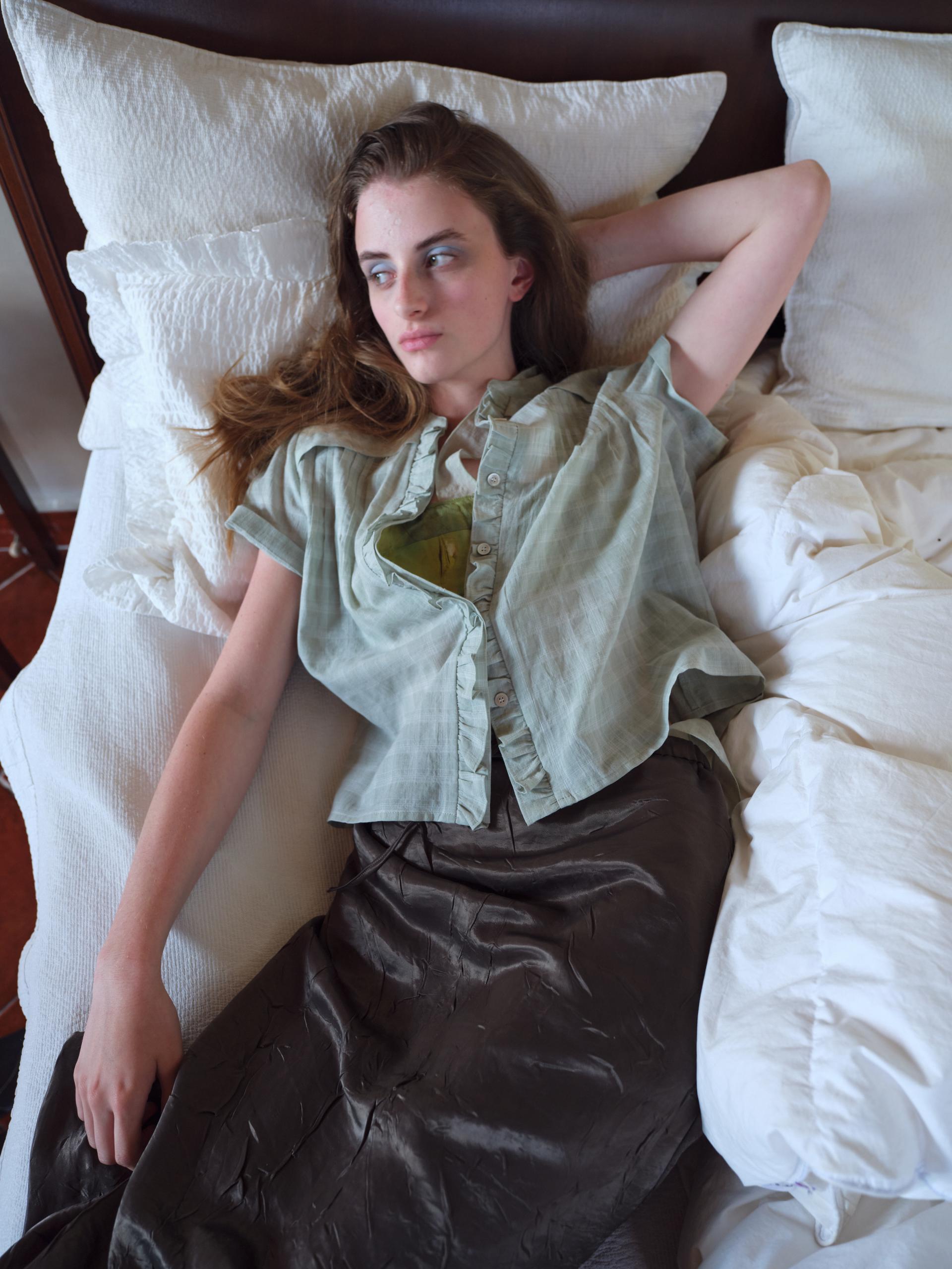 putty satin skirt (brown)