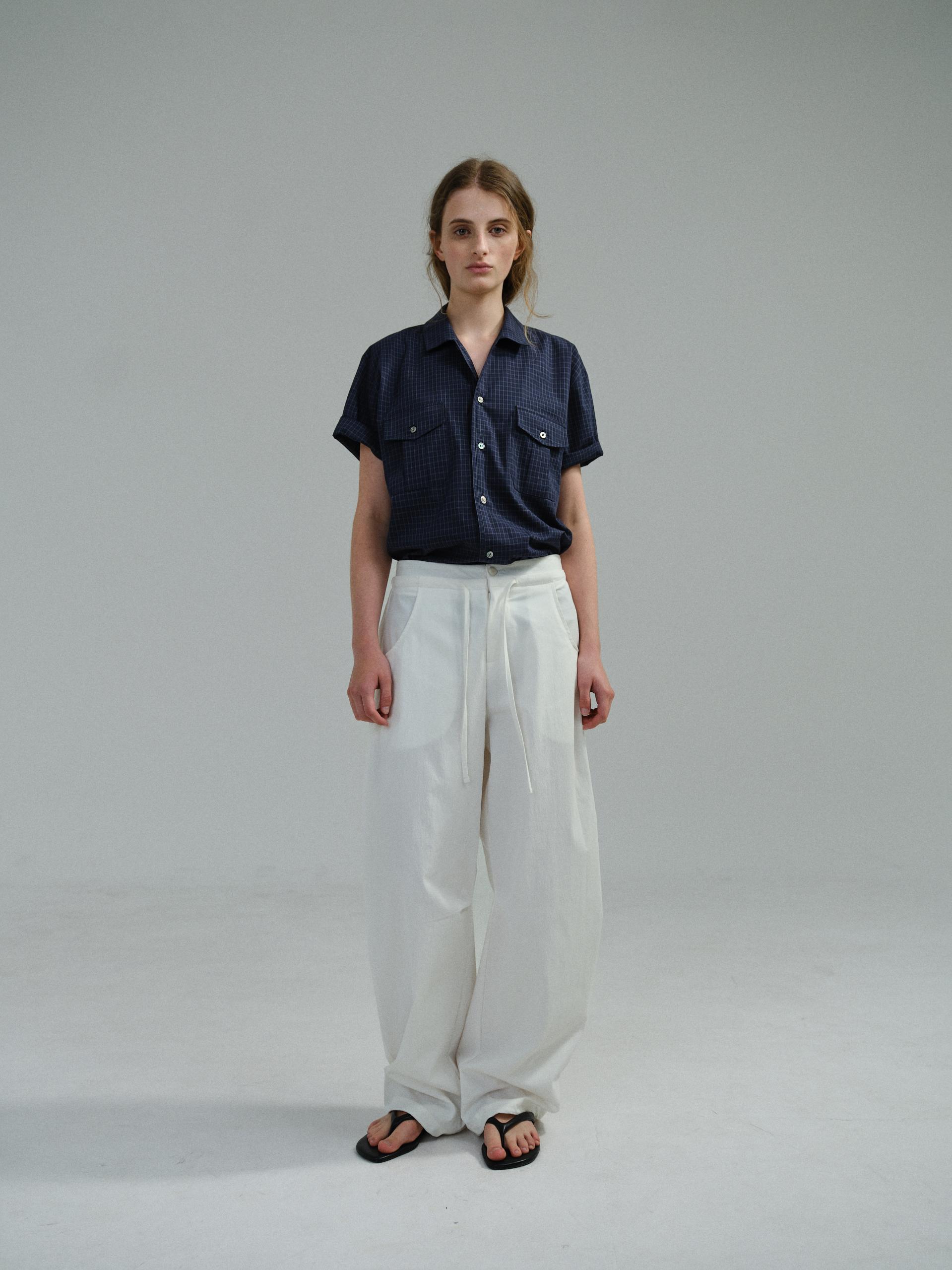 arc tuck pants (ivory)