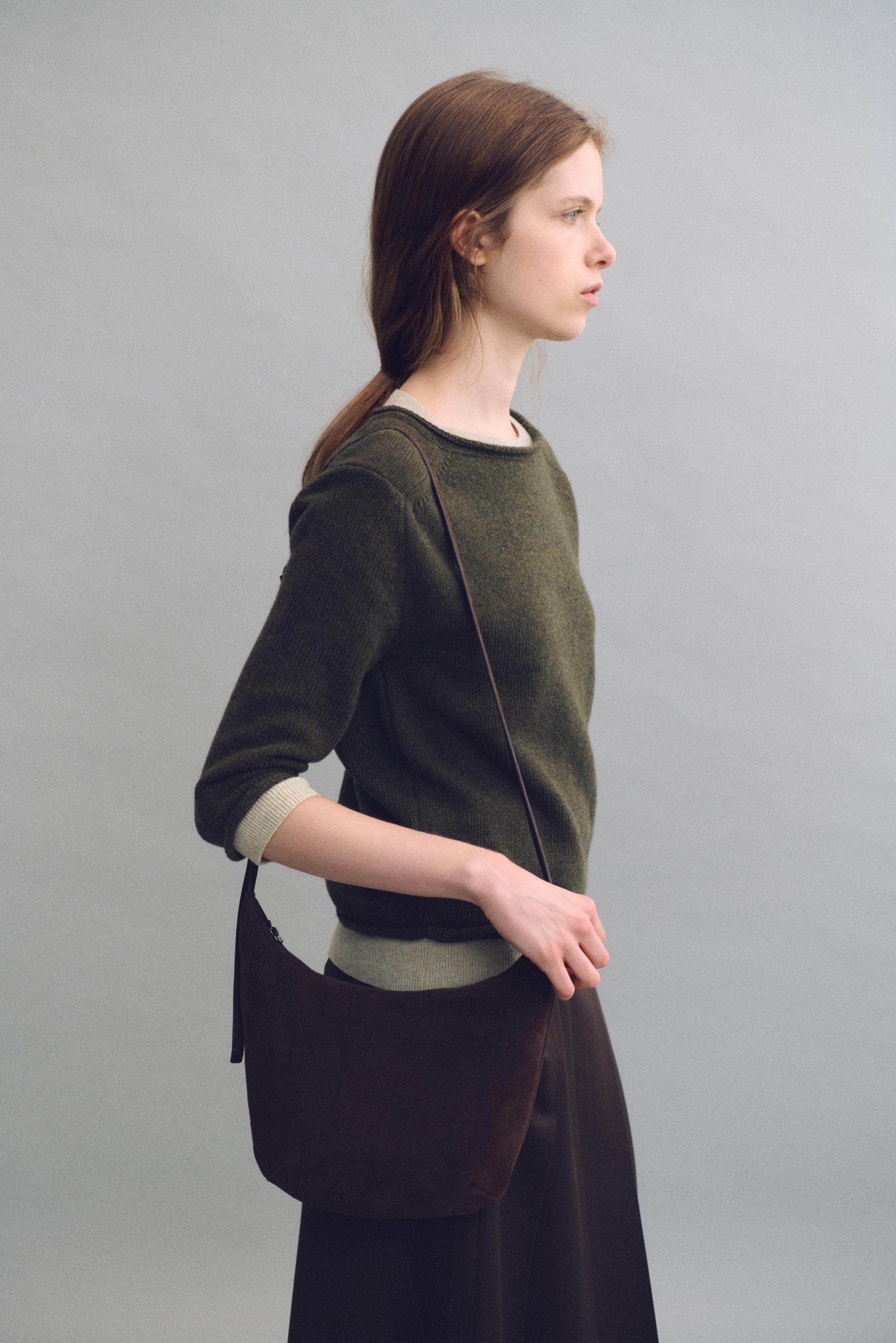 layered roll knit (olive)