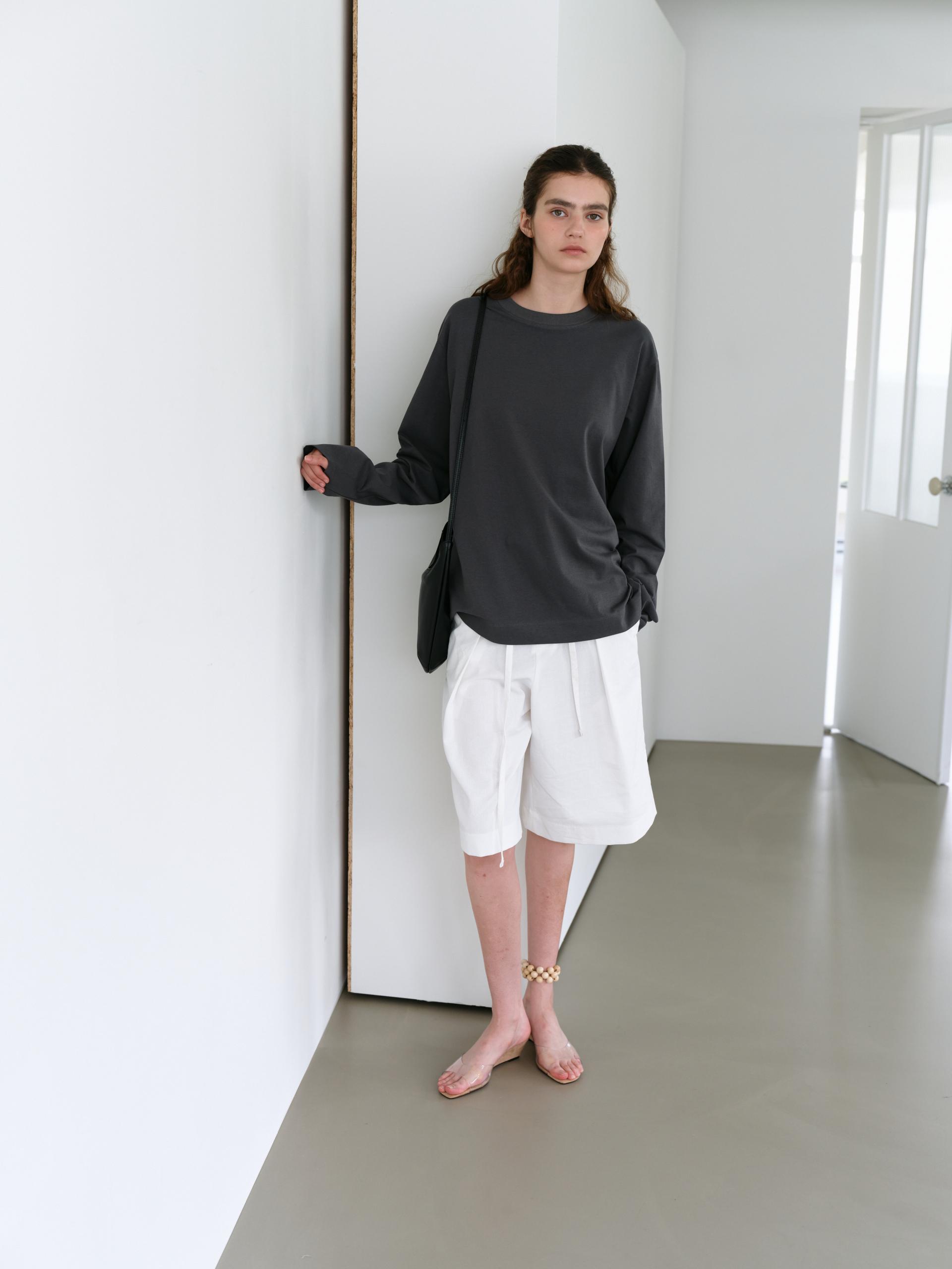 core long sleeve t-shirt (charcoal)