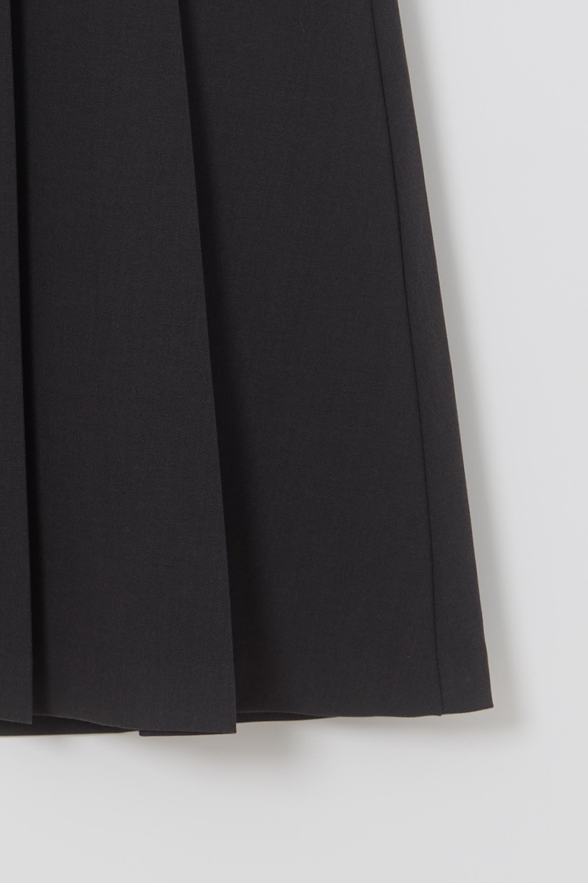 double pocket pleats skirt (charcoal)