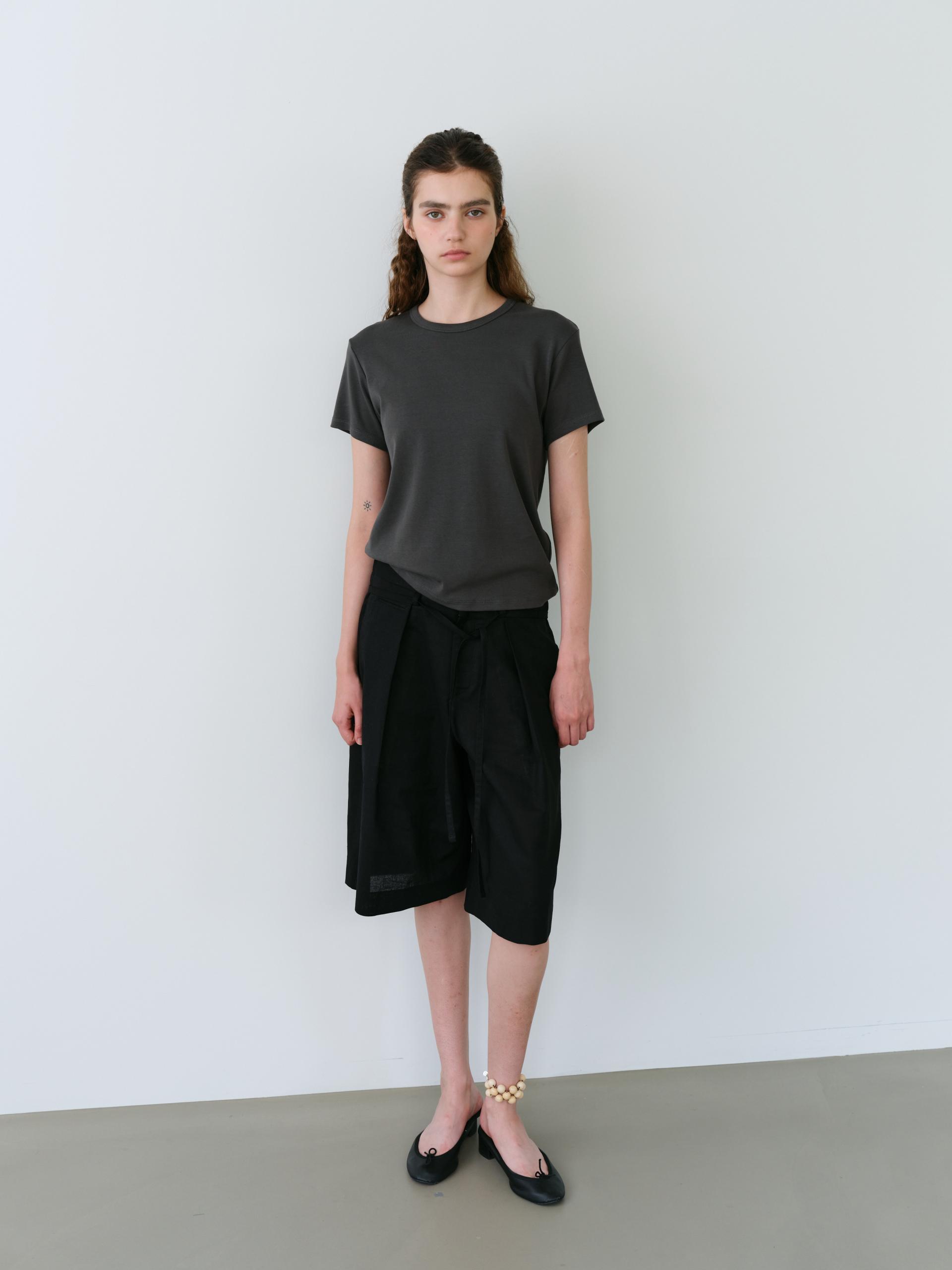 core t-shirt (charcoal)