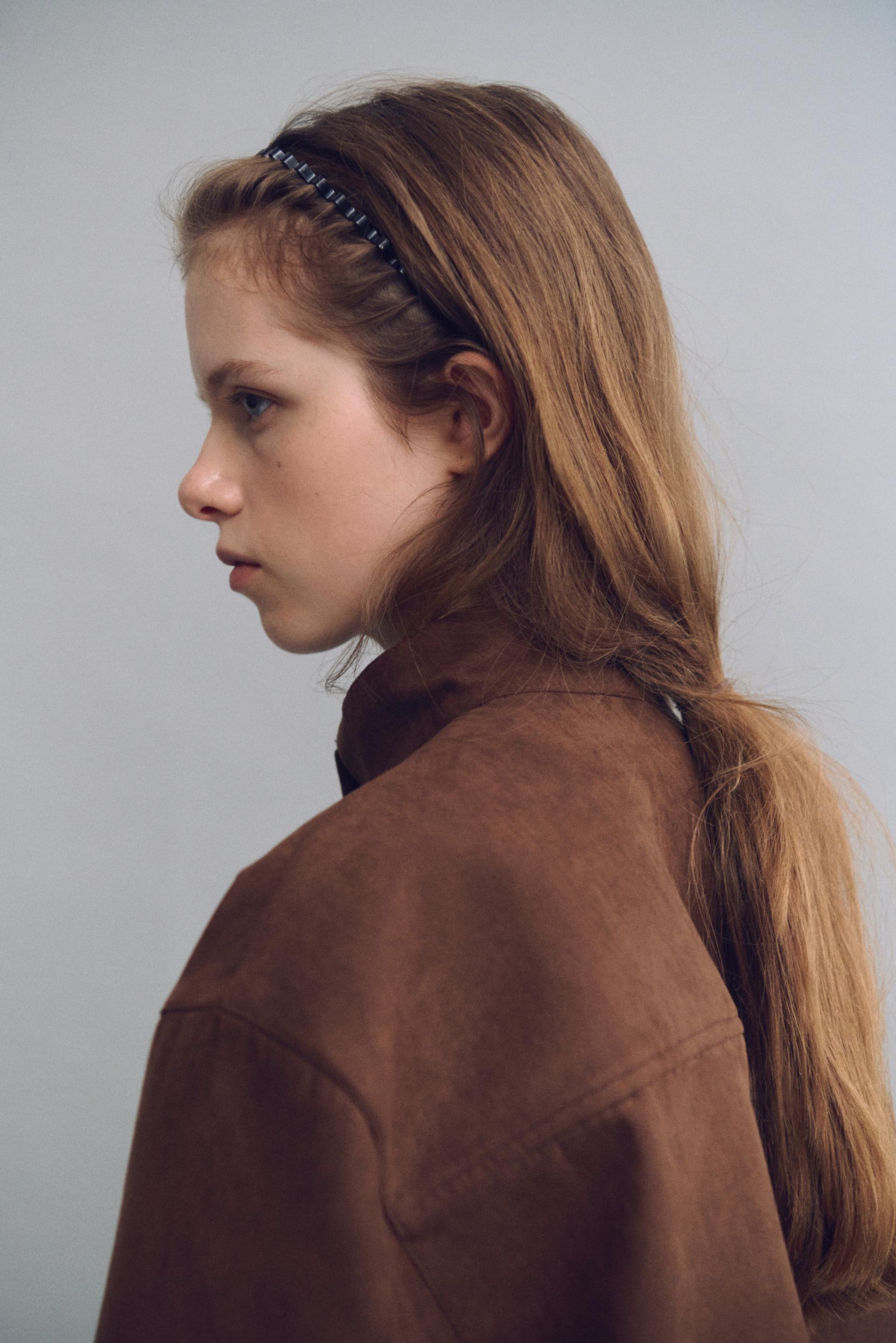 linear high neck jacket (suede brown)